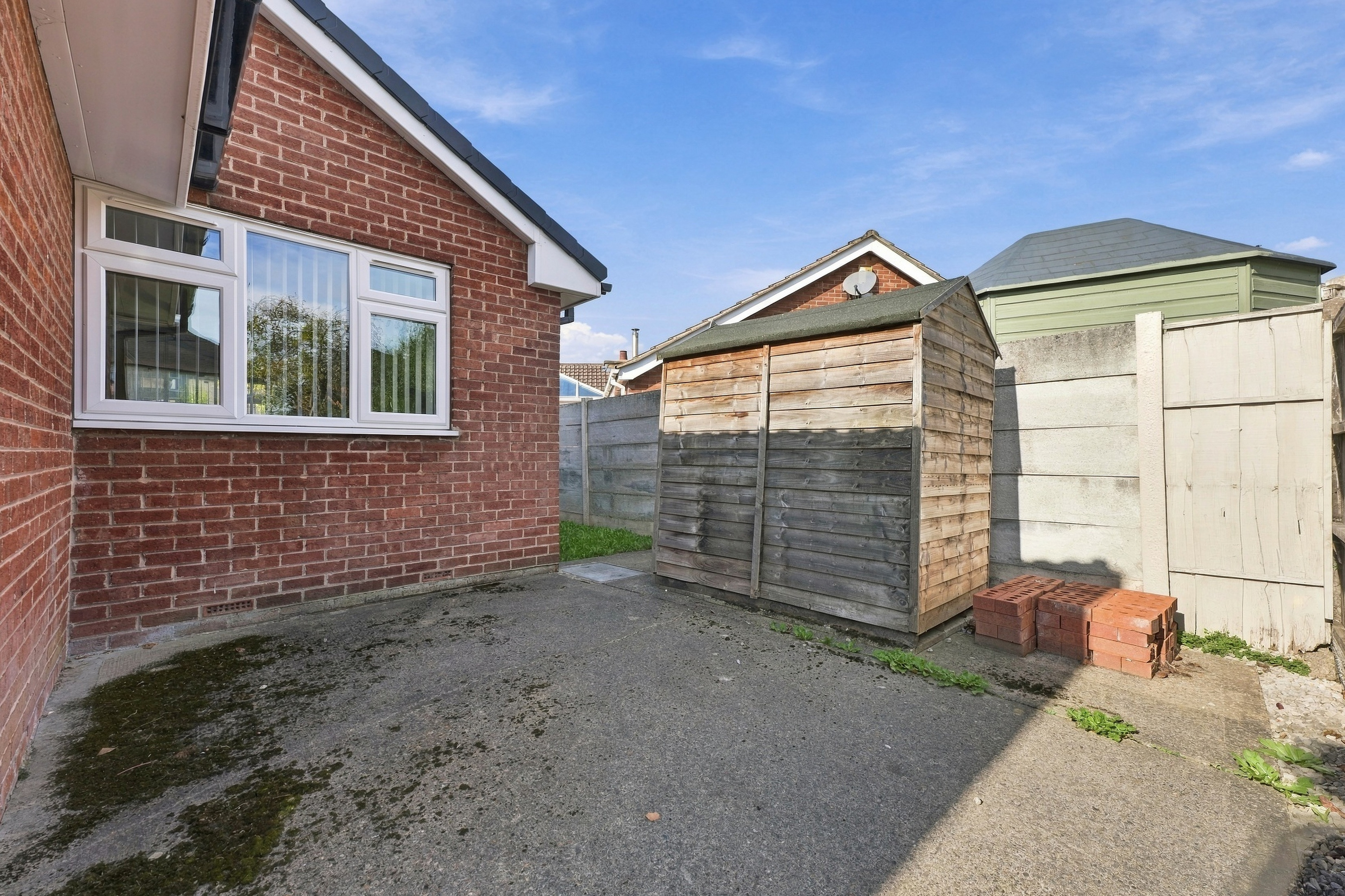 Dale Close, Staveley, S43, photo 23