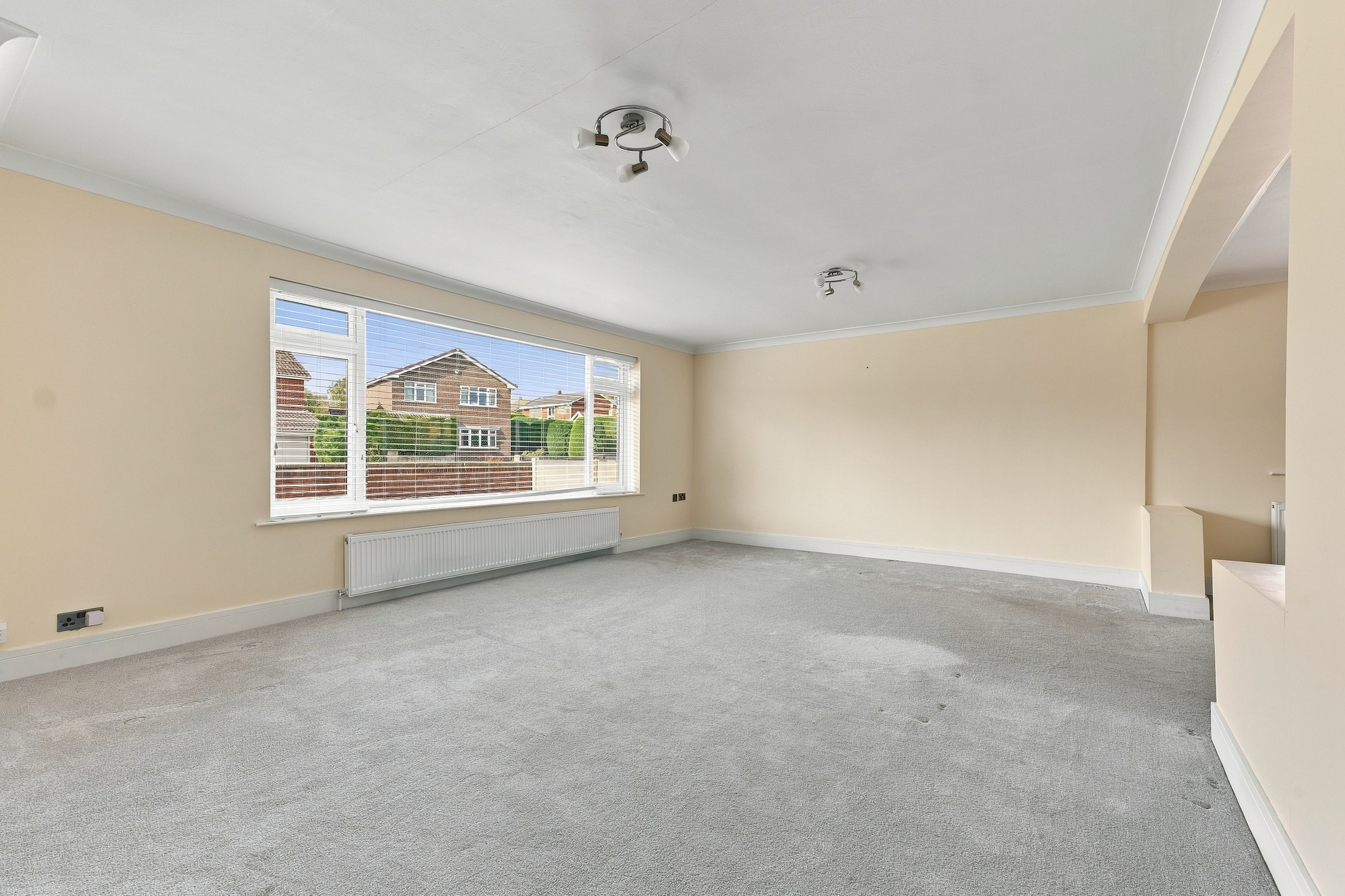 Dale Close, Staveley, S43, photo 6