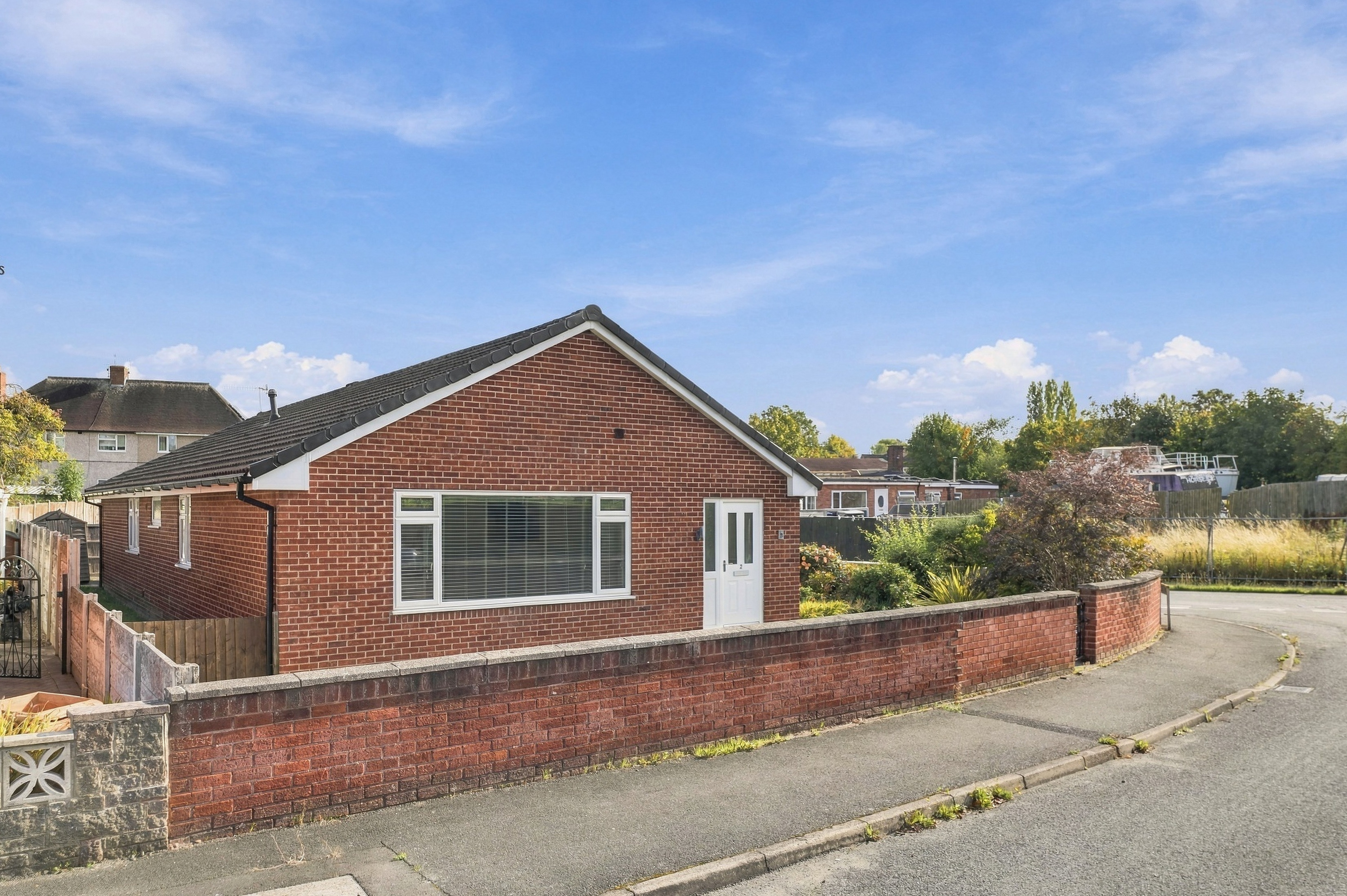 Dale Close, Staveley, S43, photo 25