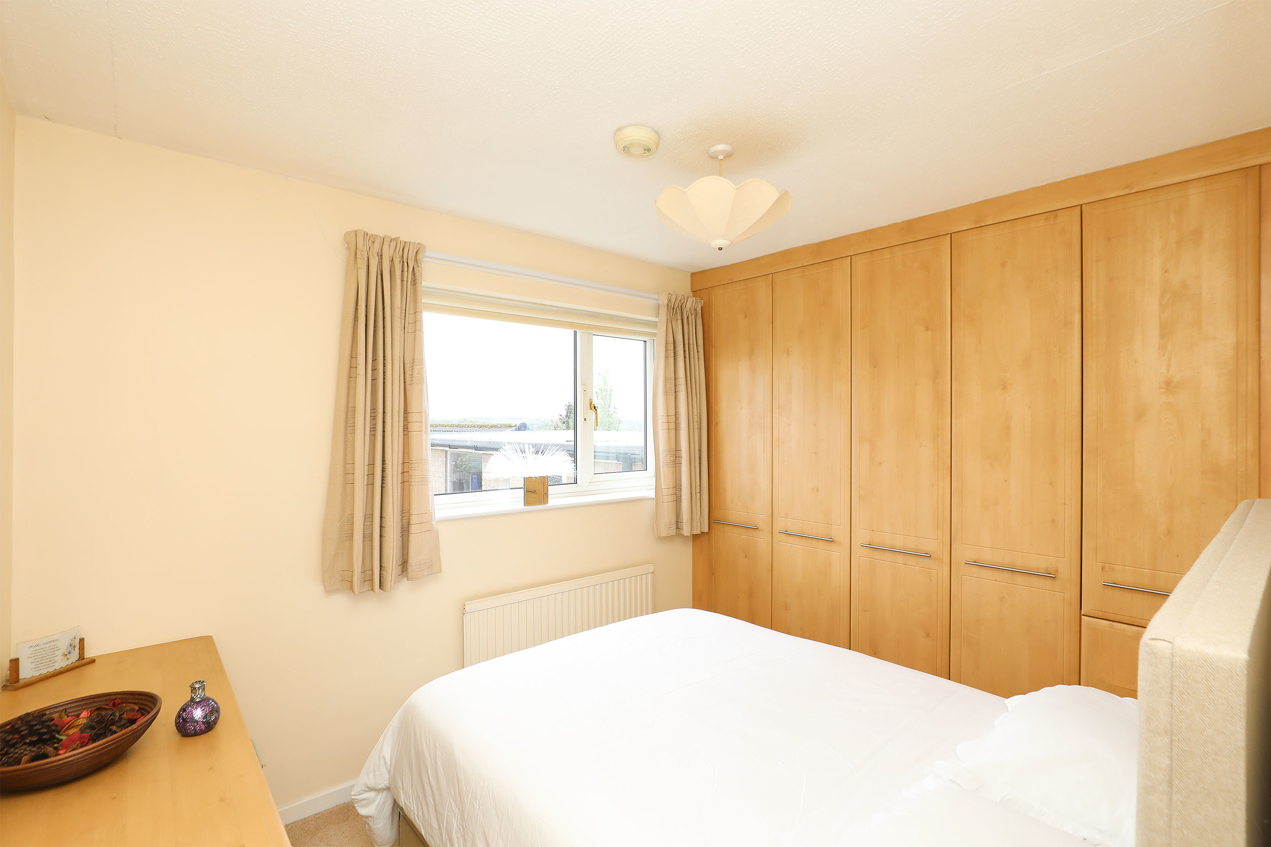 bedroom2
