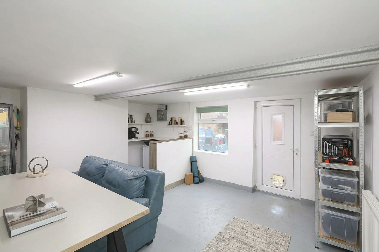Mansfield Road, Chesterfield, S41, photo 14