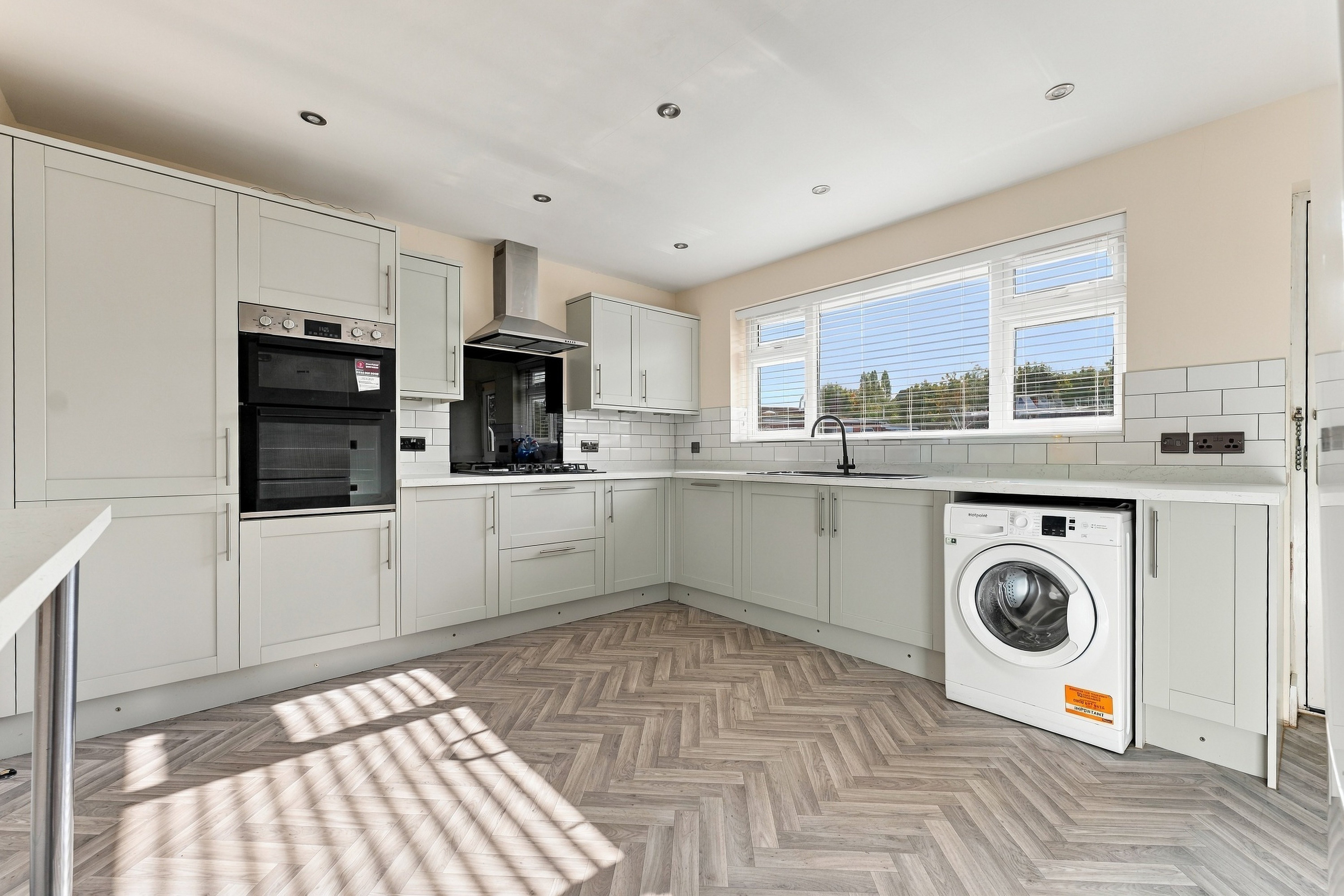 Dale Close, Staveley, S43, photo 2