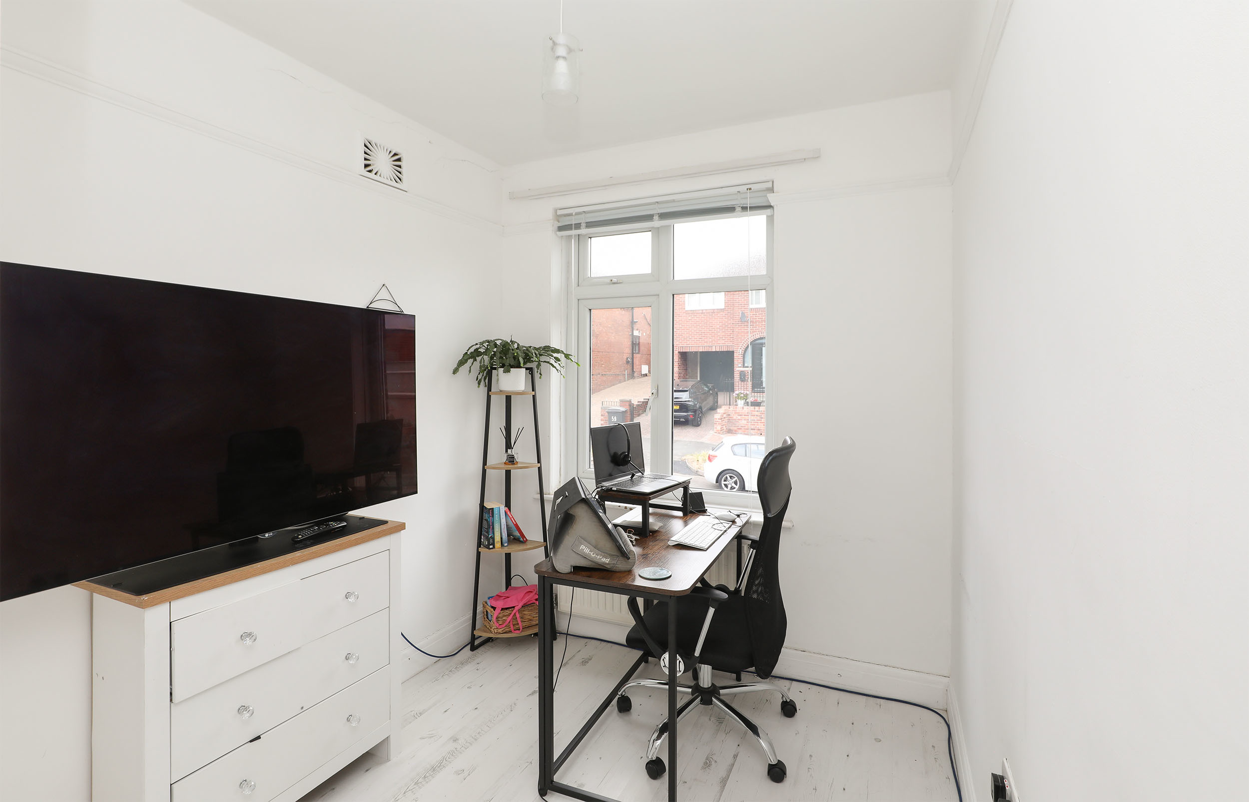 Bramley Avenue, Sheffield, S13, photo 17