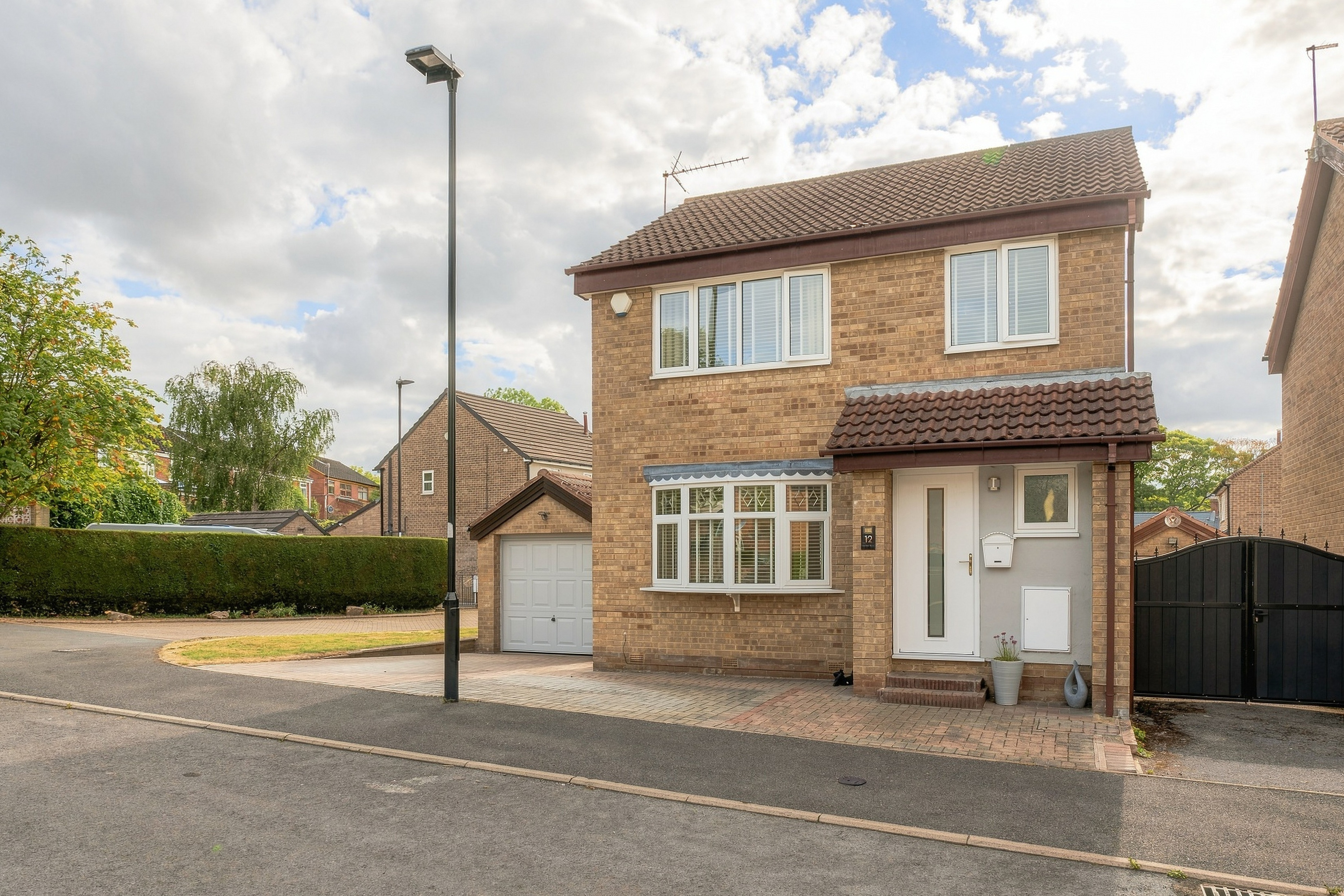 Garden Walk, Beighton, S20, photo 28