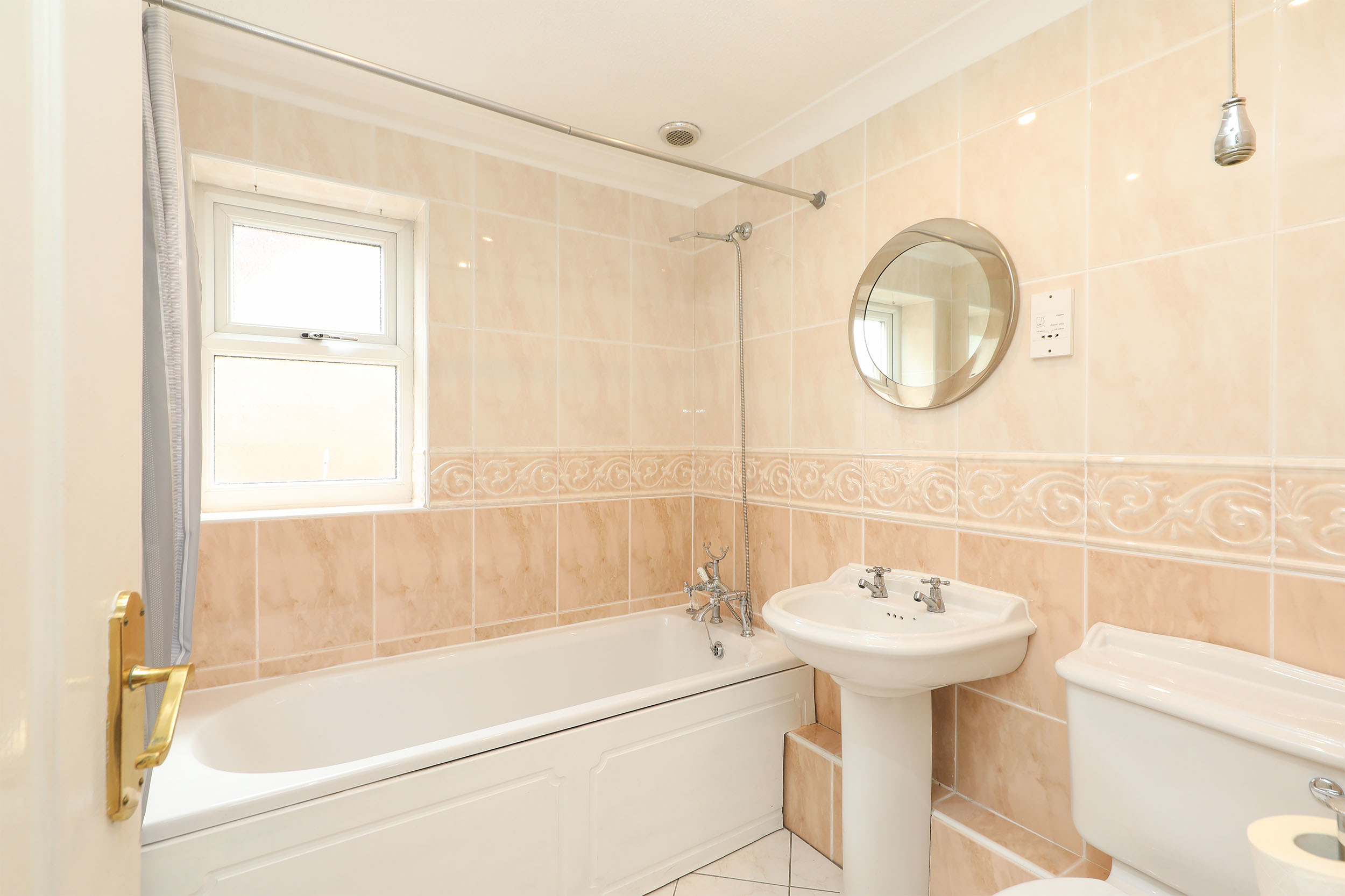 Bright Meadow, Halfway, S20, photo 19