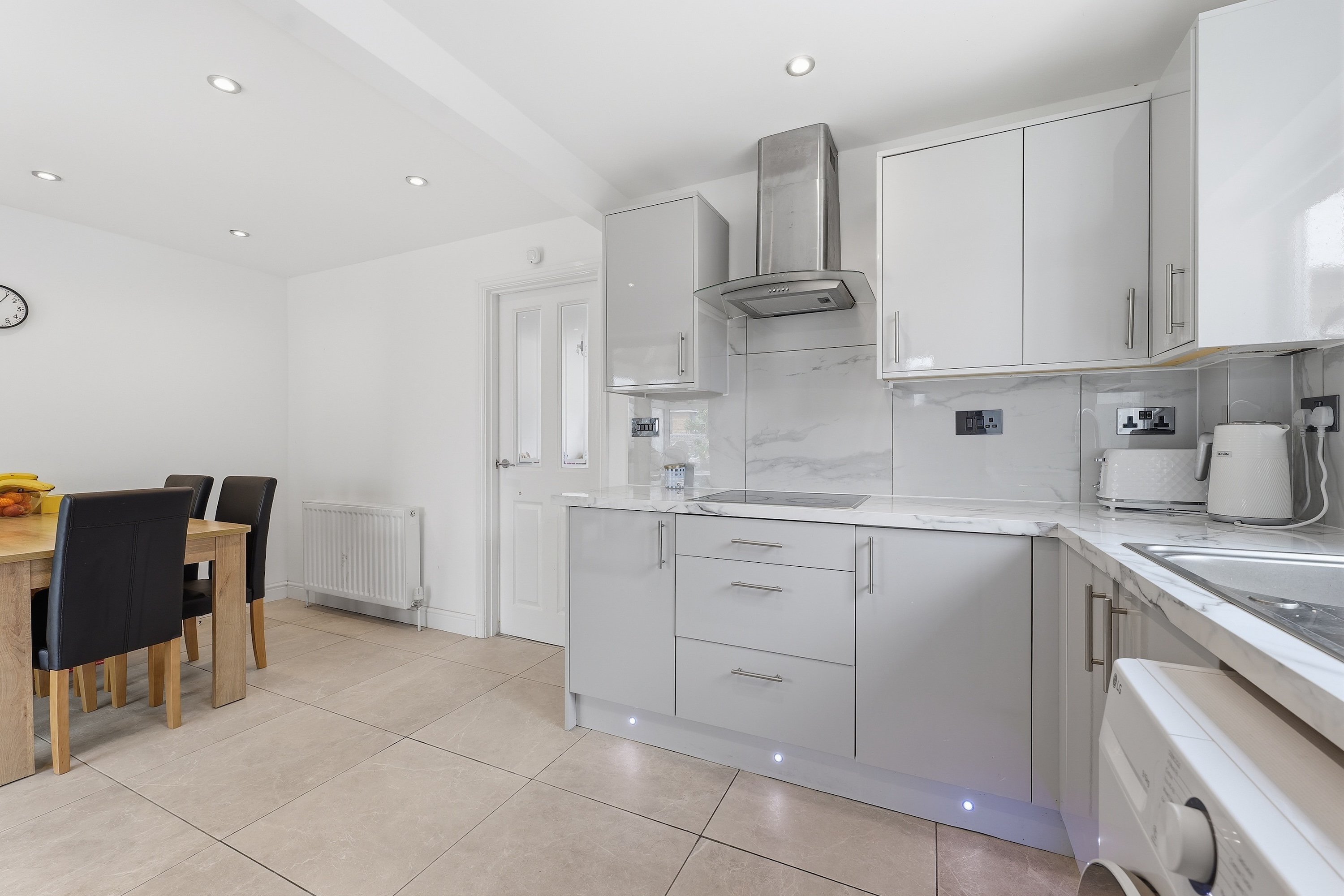 Metcalfe Avenue, Killamarsh, S21, photo 11