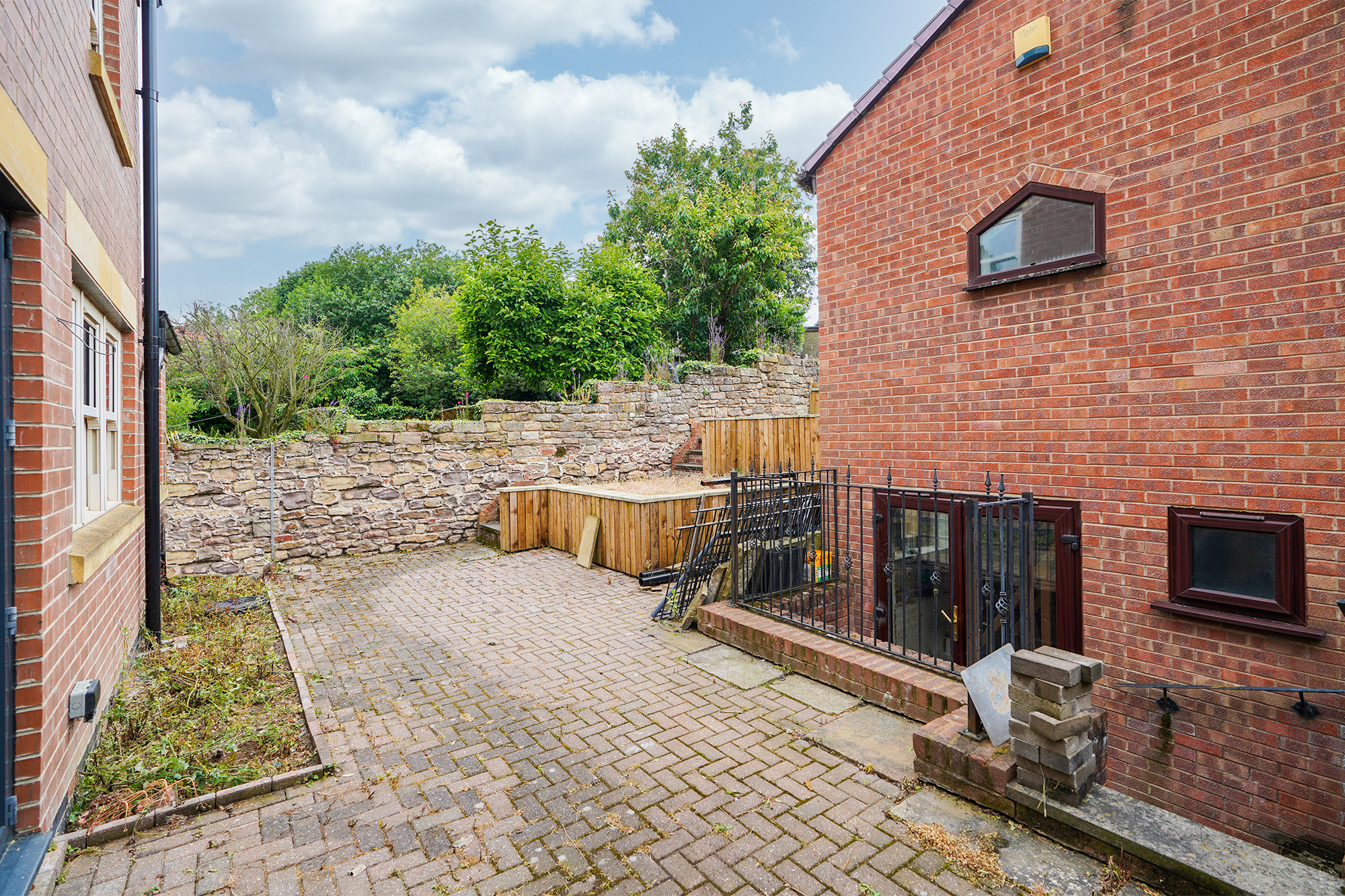 Union Street, Harthill, S26, photo 21