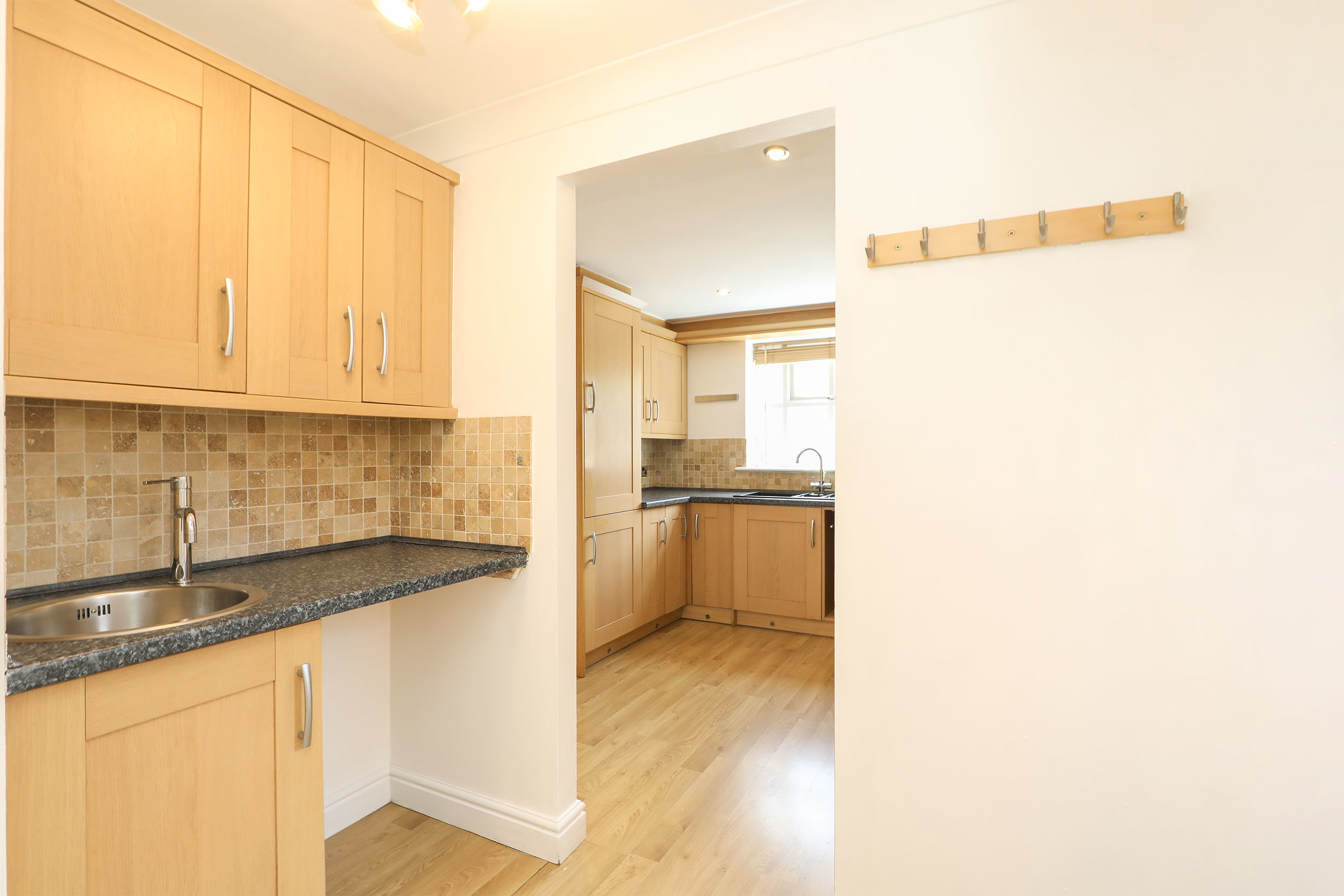 Bright Meadow, Halfway, S20, photo 3