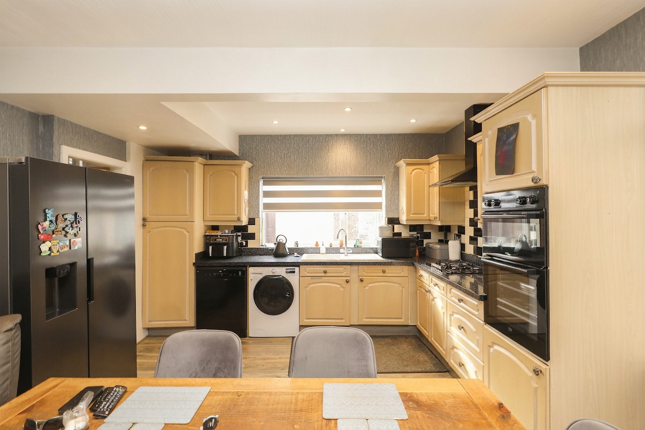 Sundown Road, Sheffield, S13, photo 3