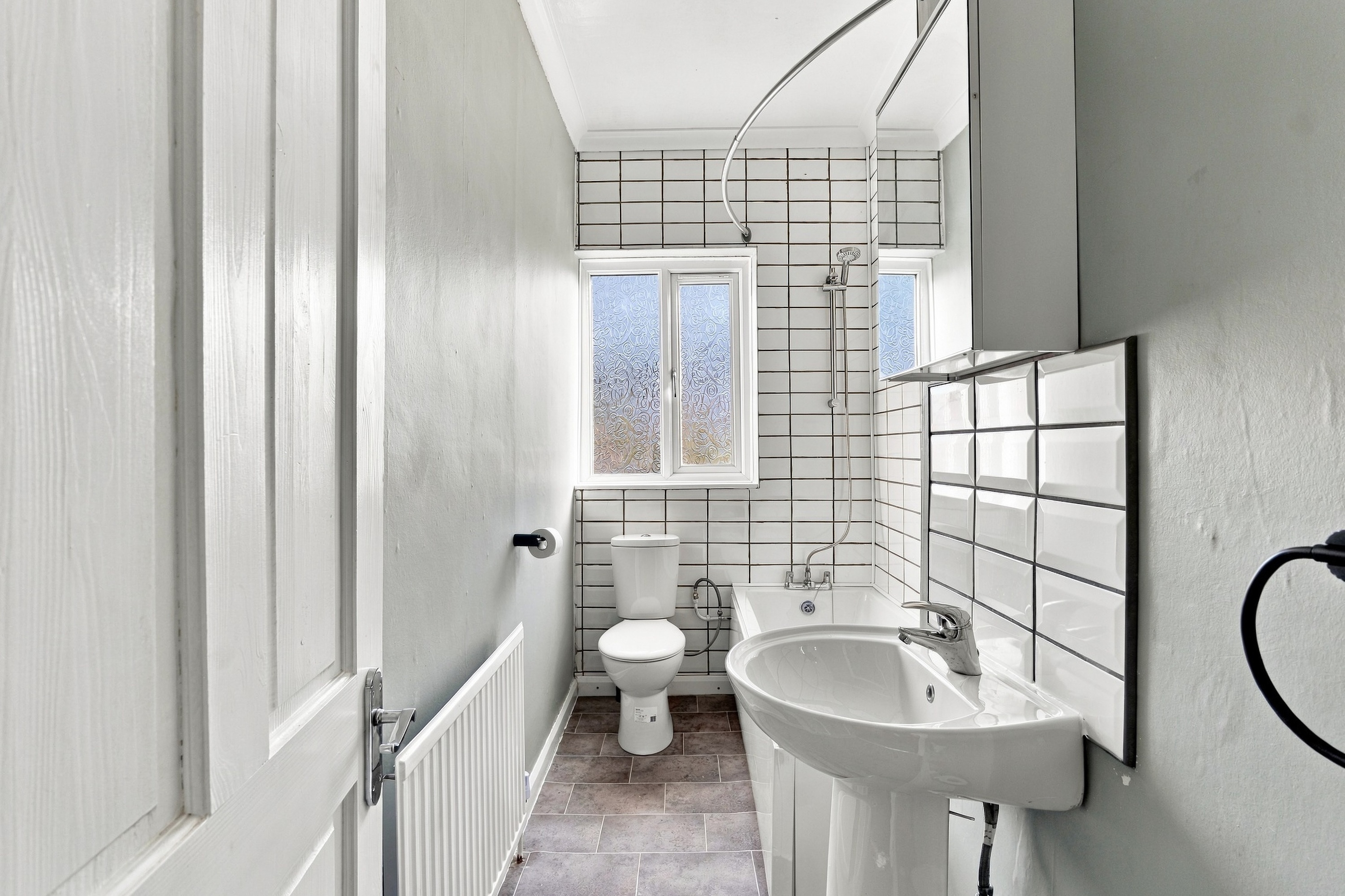 Grosvenor Square, Sheffield, S2, photo 4
