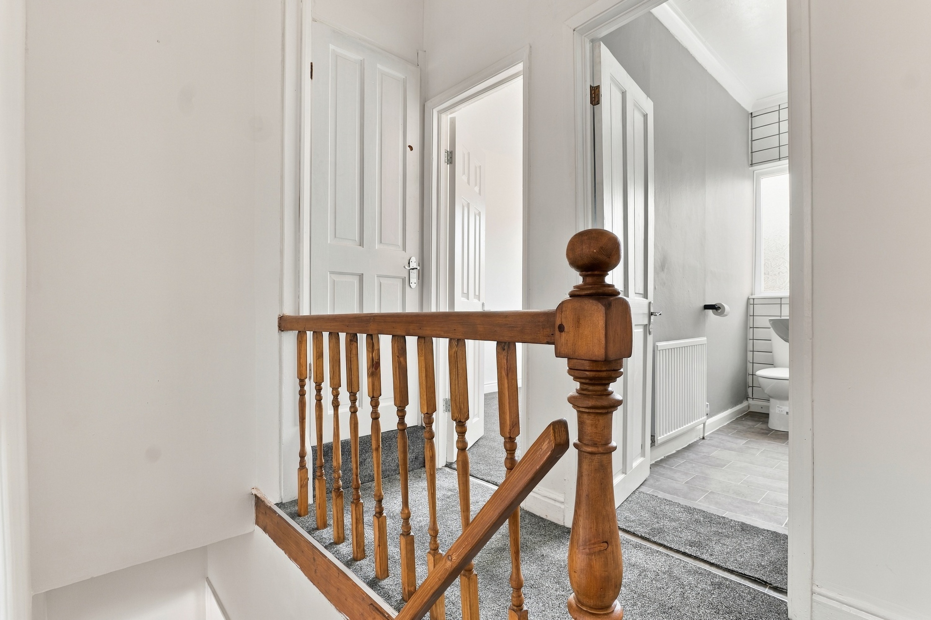 Grosvenor Square, Sheffield, S2, photo 8