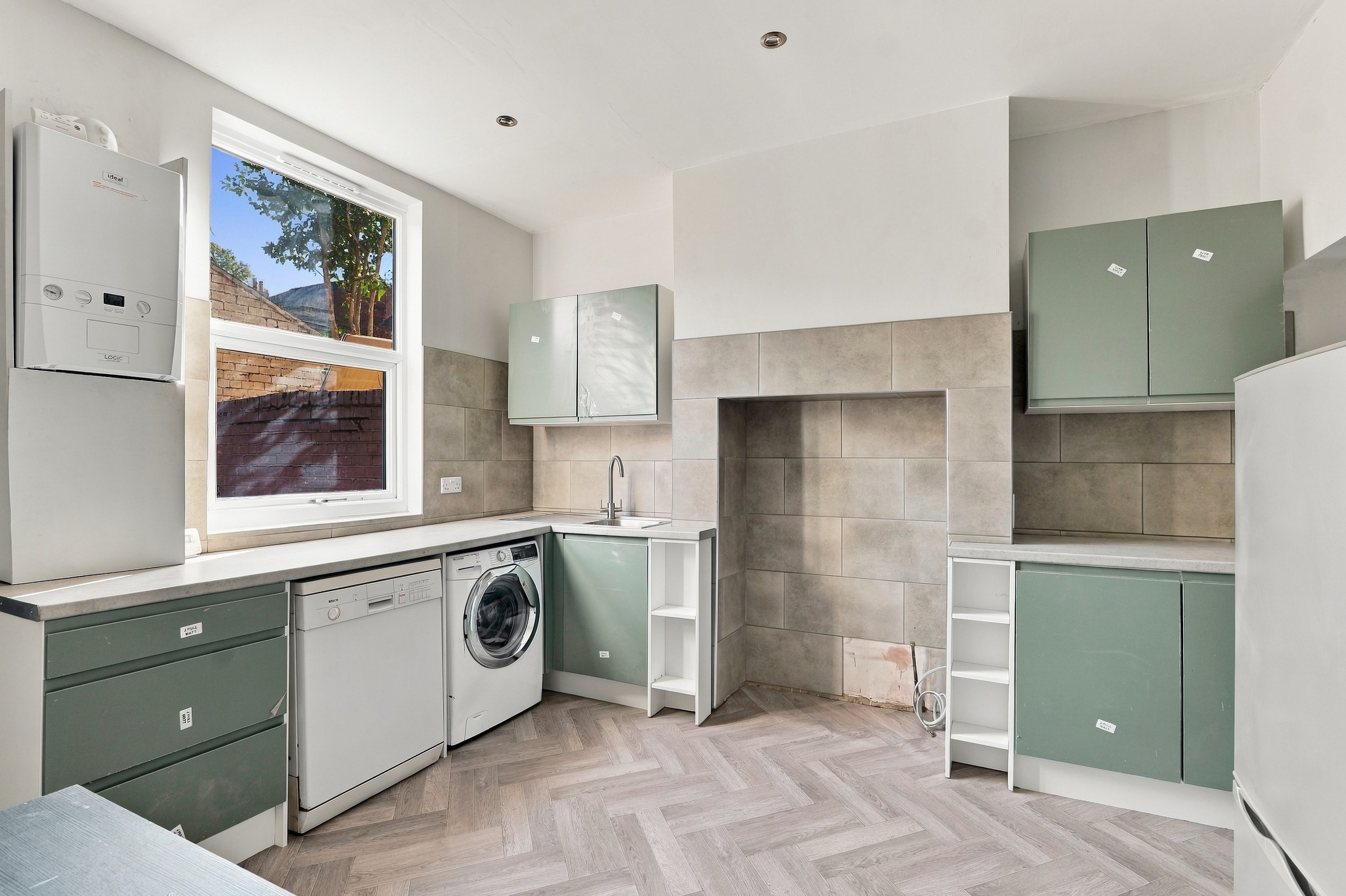 Grosvenor Square, Sheffield, S2