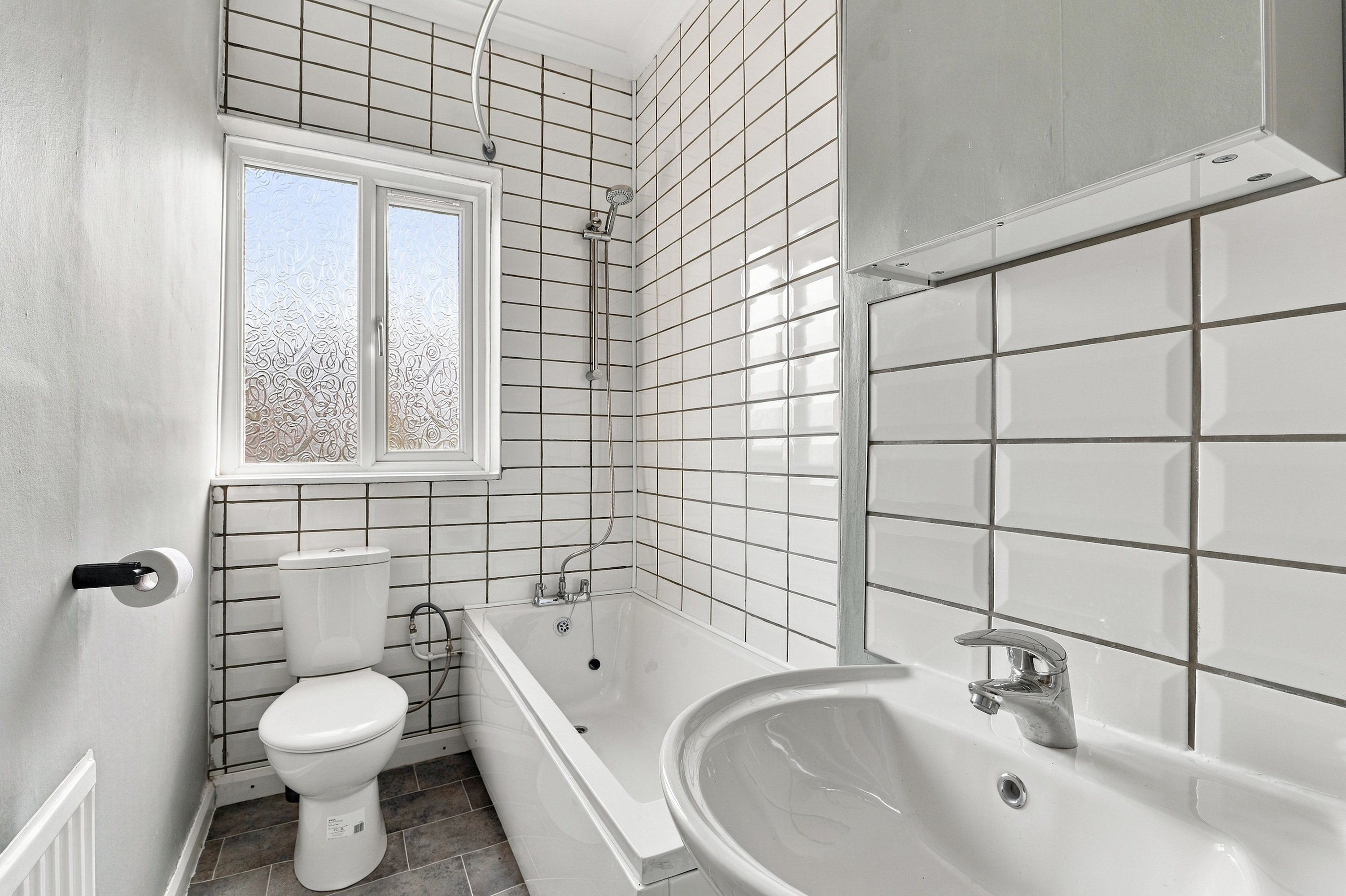 Grosvenor Square, Sheffield, S2, photo 12