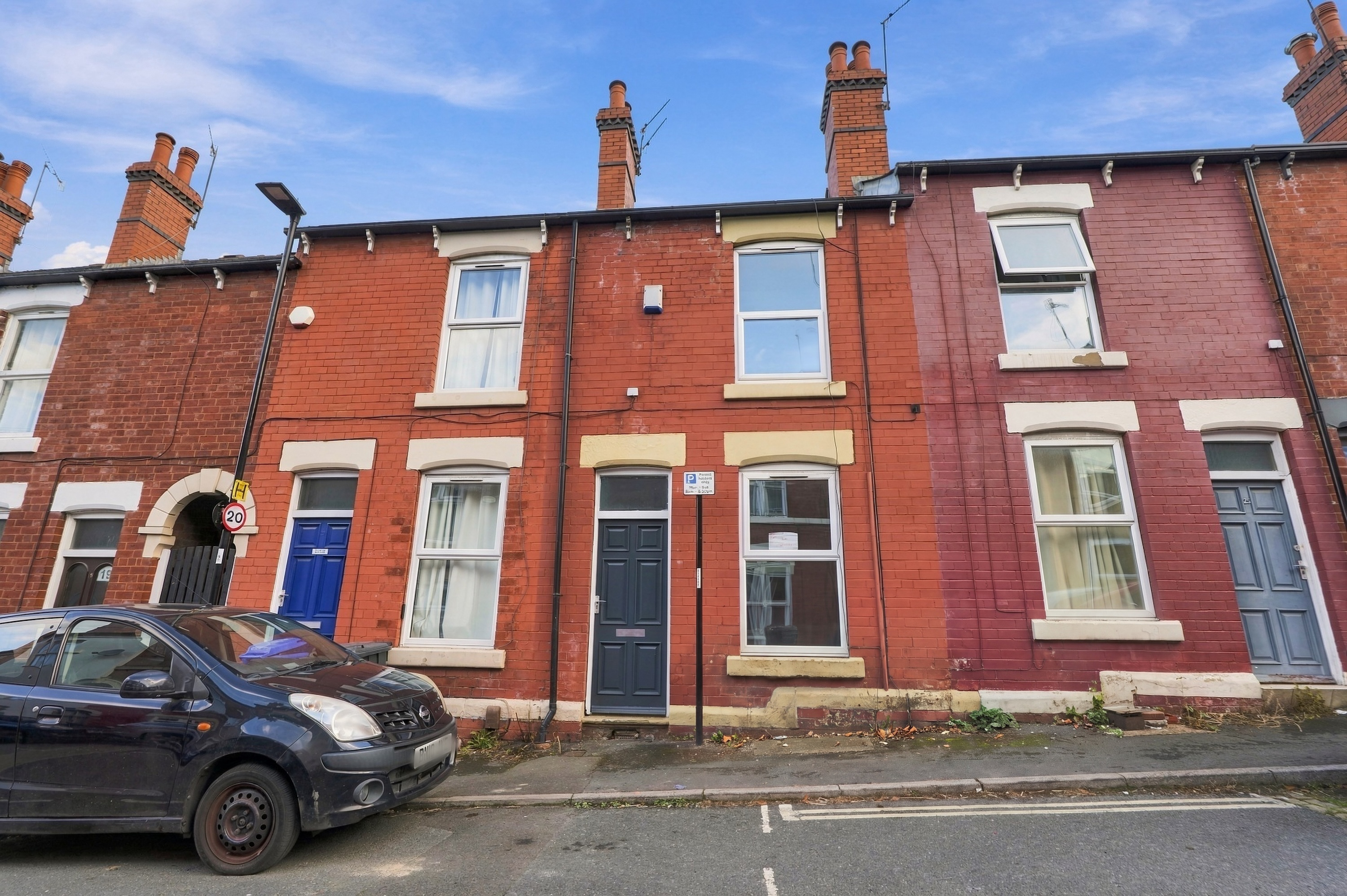 Grosvenor Square, Sheffield, S2, photo 18