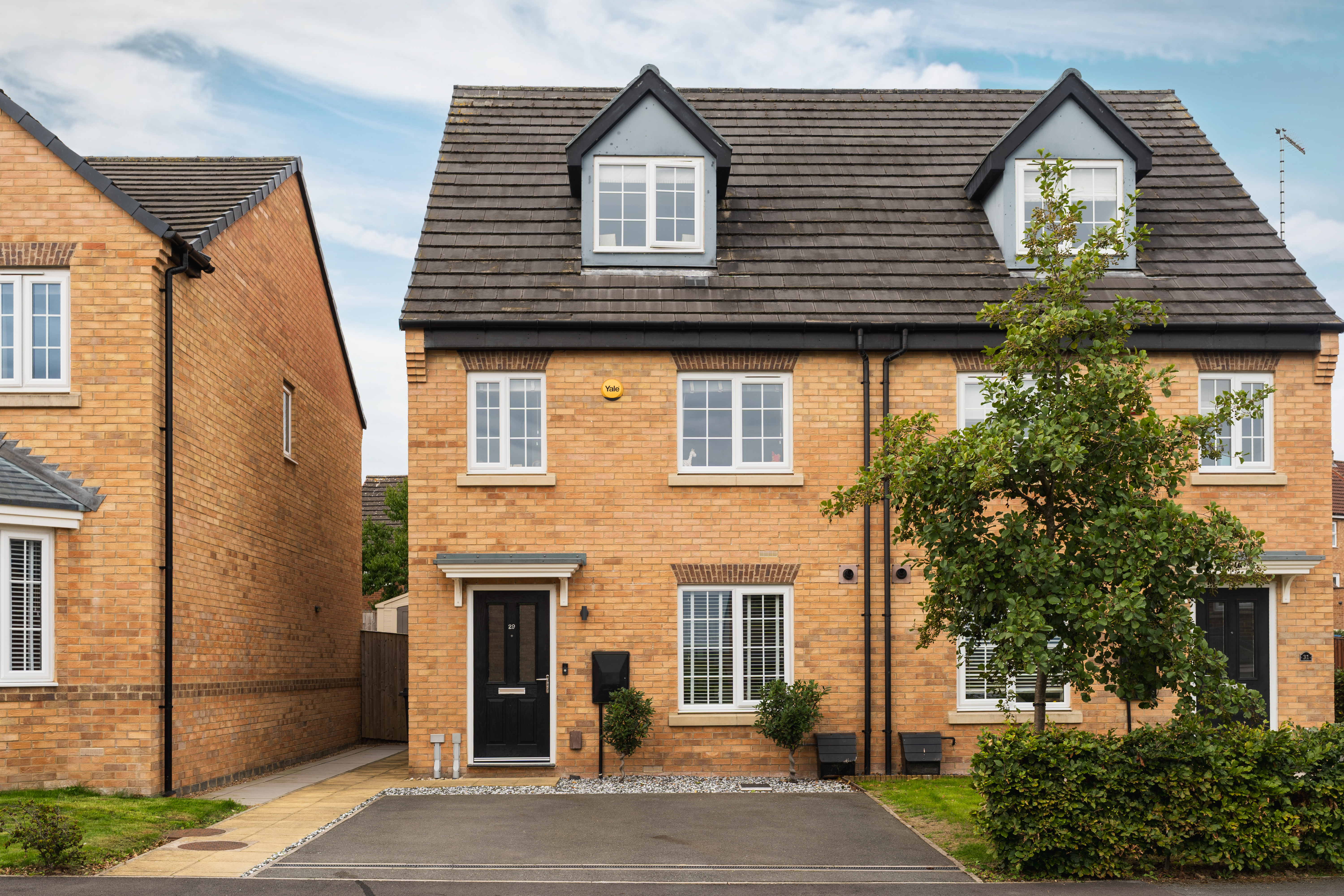 Hewer Court, Halfway, S20