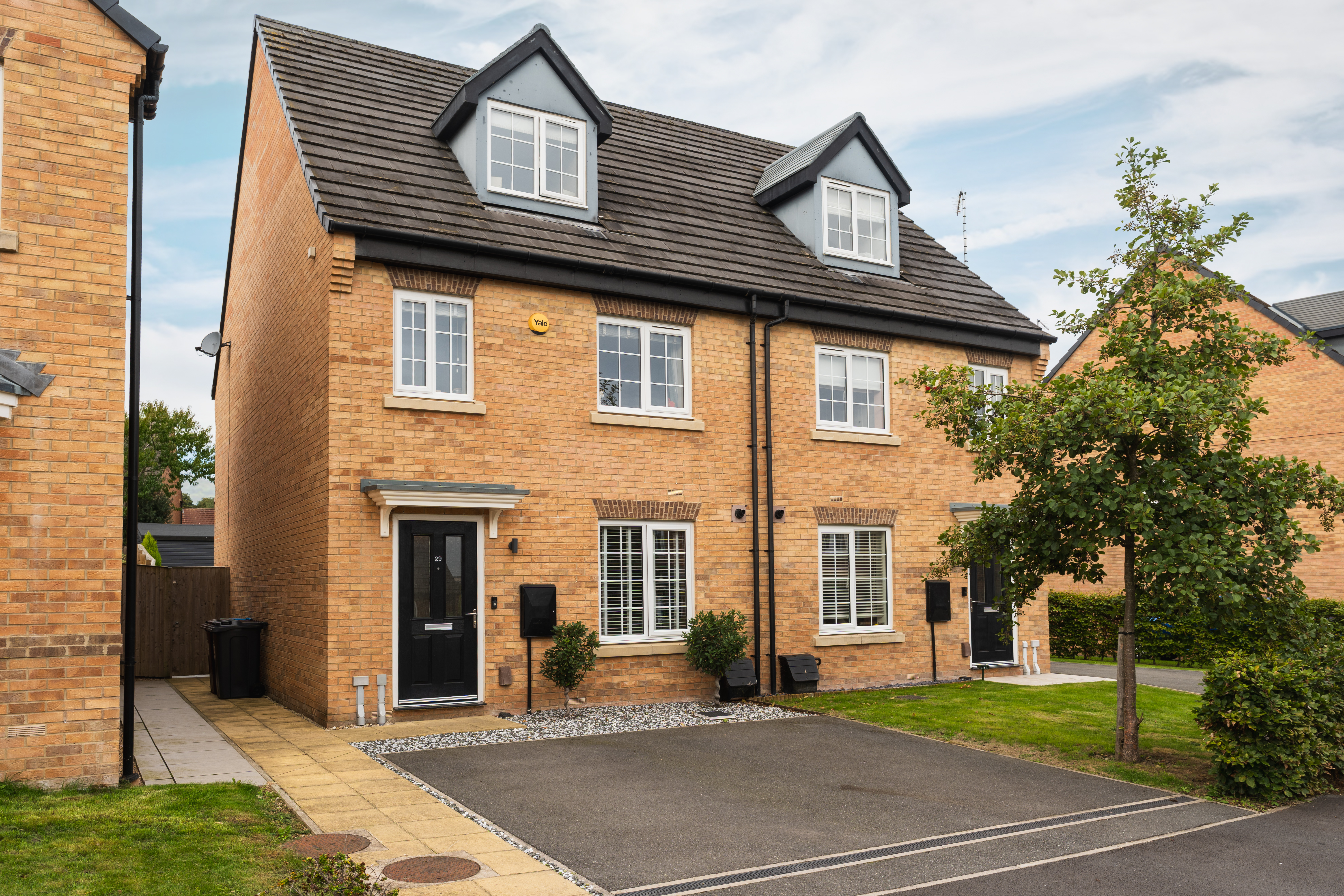 Hewer Court, Halfway, S20, photo 42
