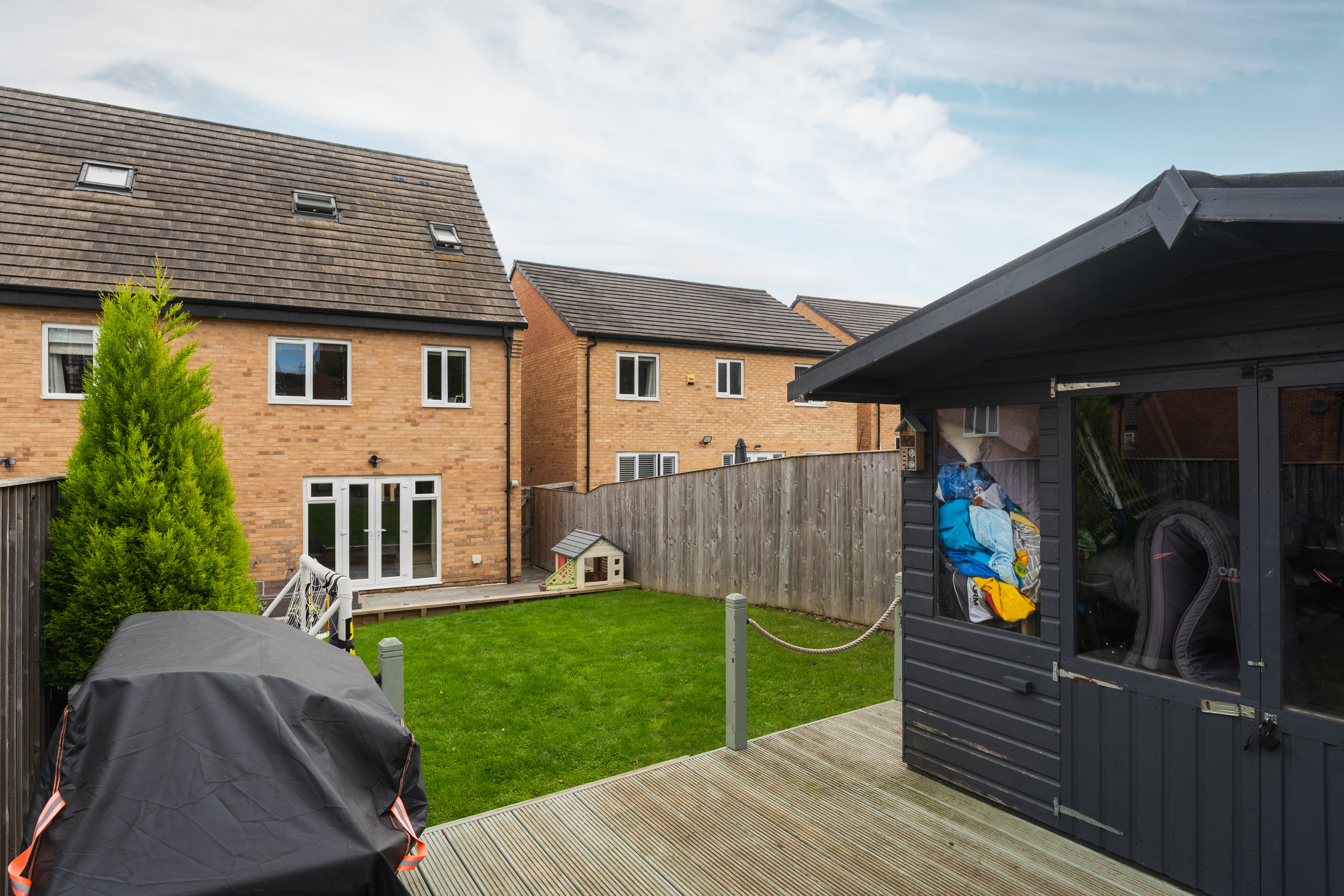 Hewer Court, Halfway, S20, photo 41