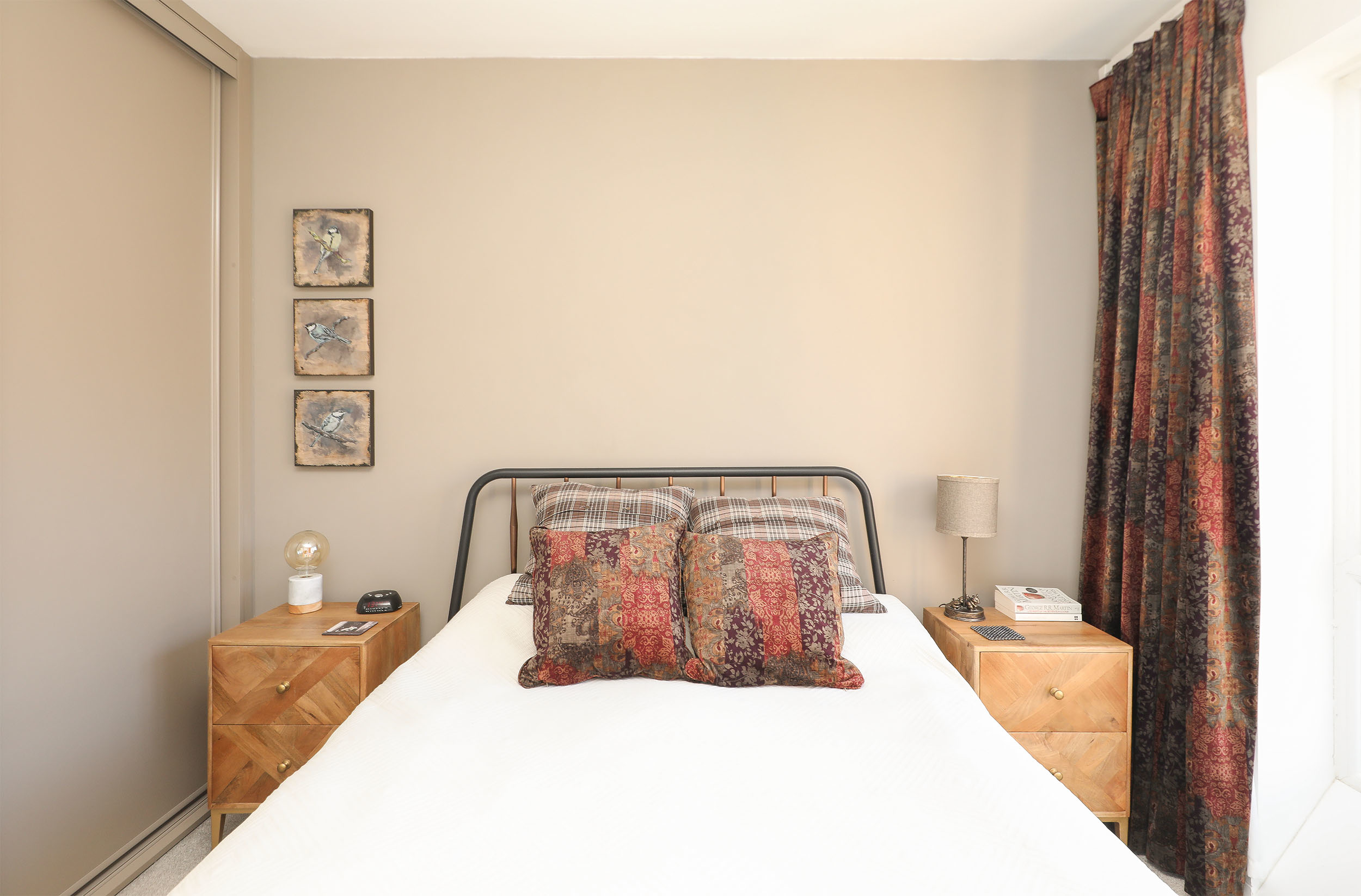 bedroom1 3
