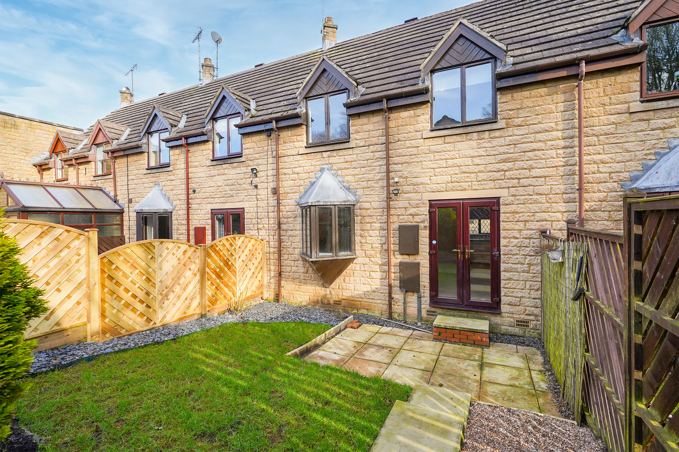 Main Road, Wharncliffe Side, S35, photo 14