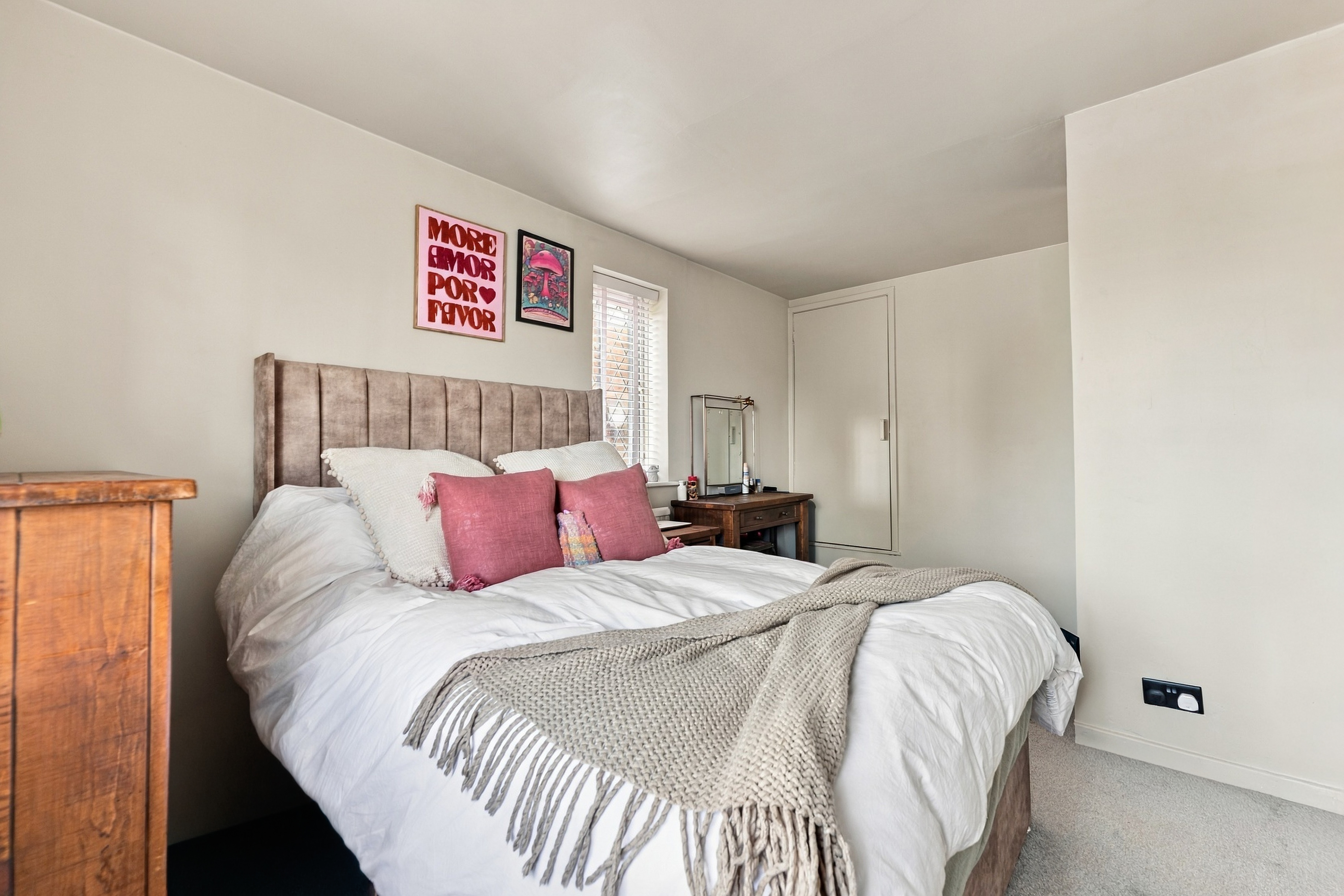 Slack Lane, Heath, S44, photo 11