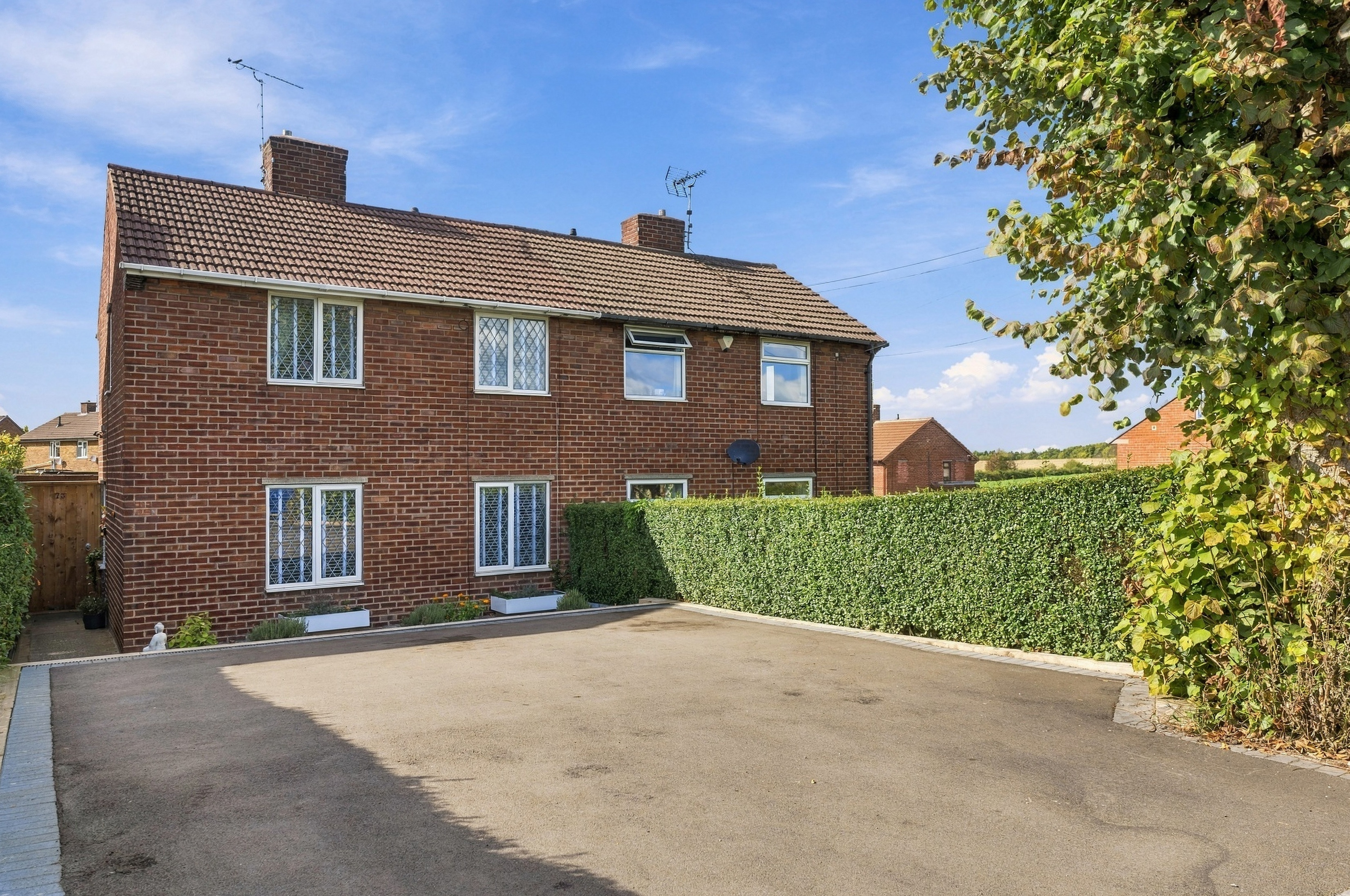 Slack Lane, Heath, S44, photo 21
