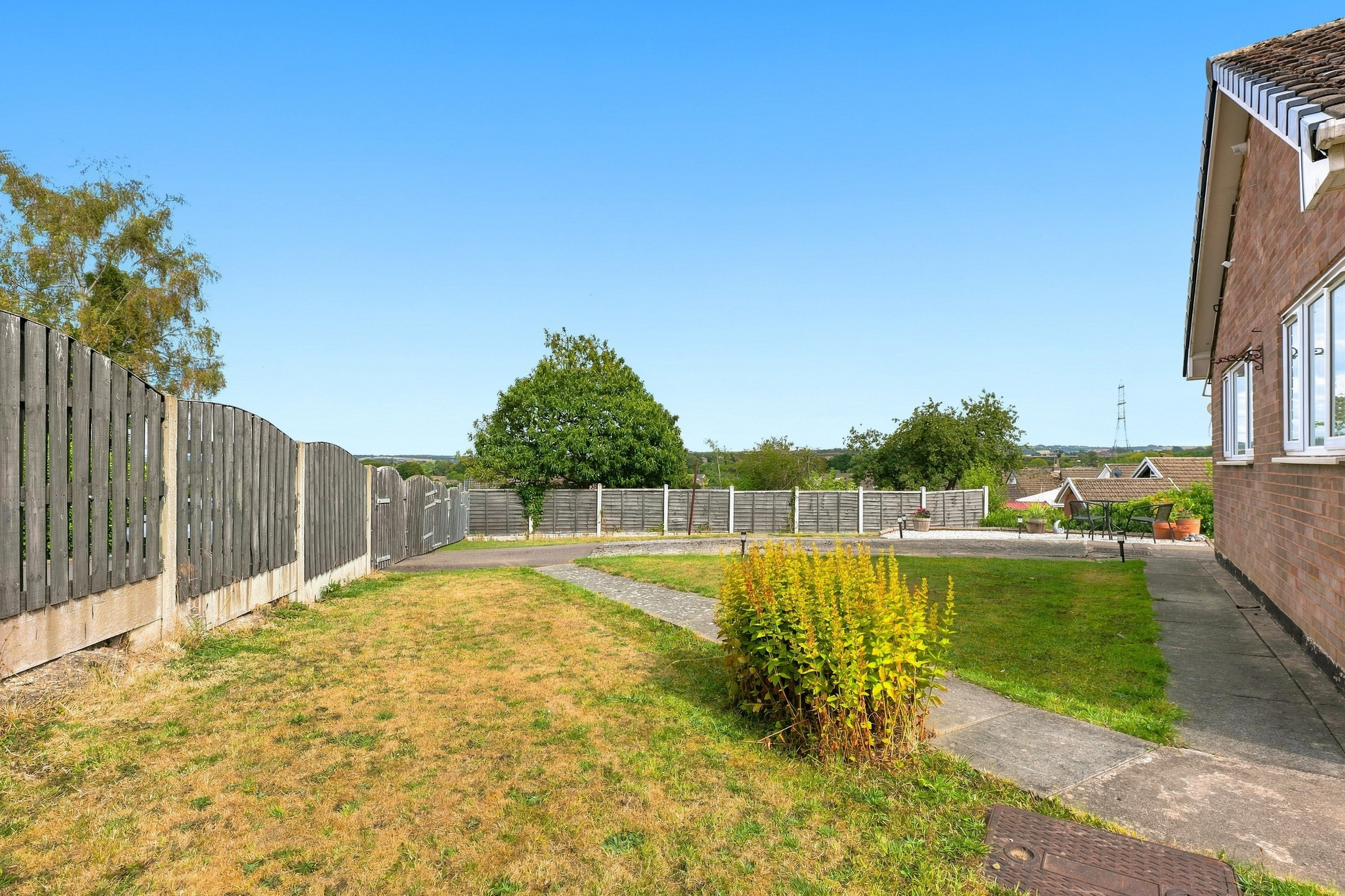 Elliott Drive, Inkersall, S43, photo 5