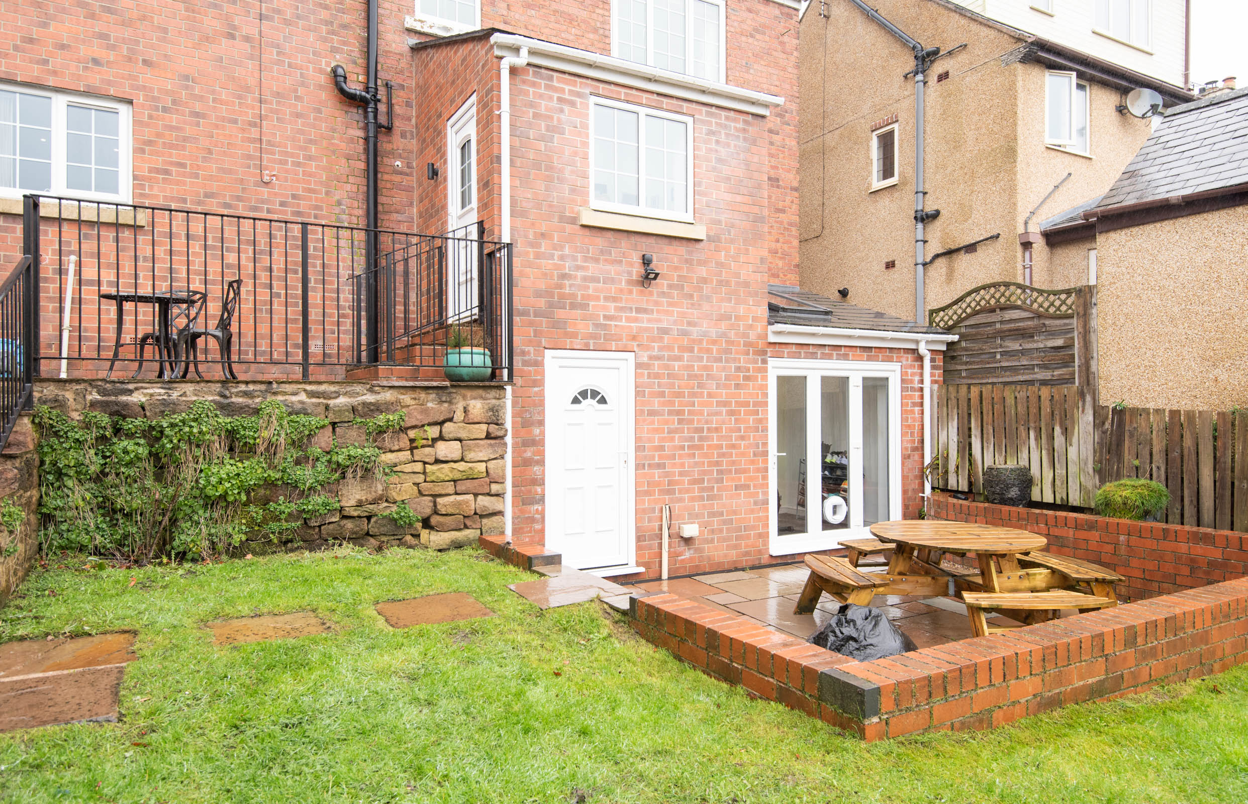New Road, Holymoorside, S42, photo 31