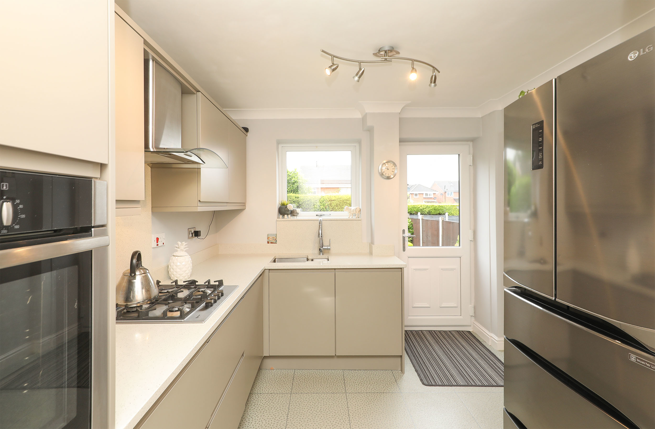 Redfern Grove, Waterthorpe, S20, photo 2