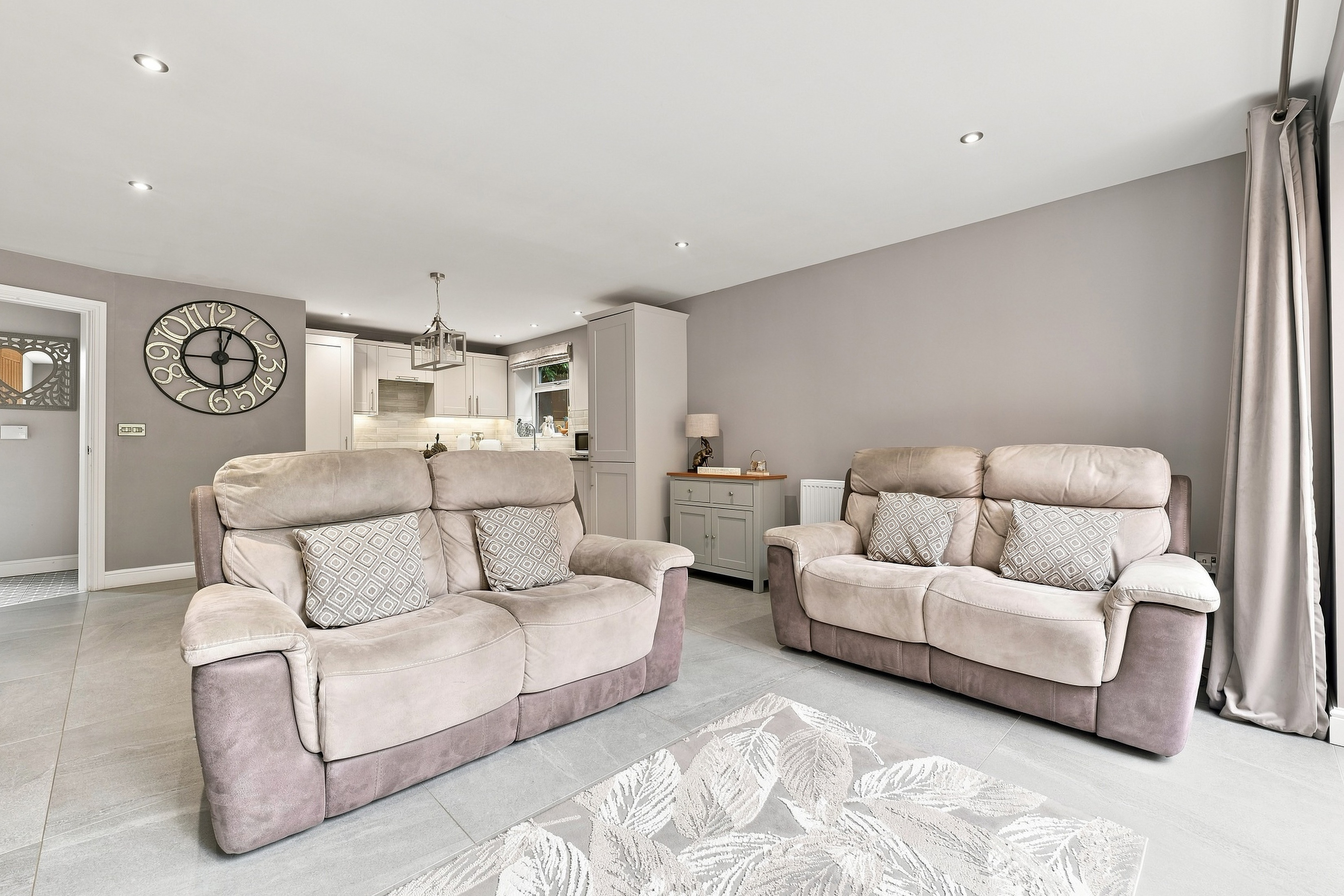 Peacock Close, Killamarsh, S21, photo 32