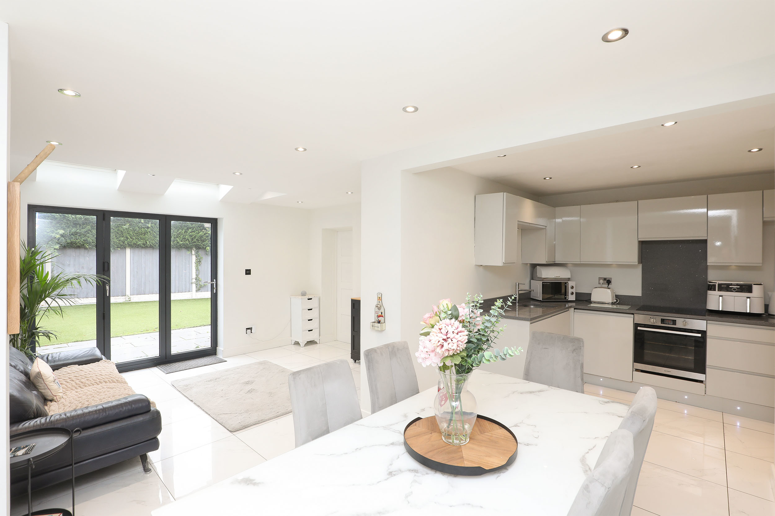 Redfern Grove, Waterthorpe, S20, photo 45