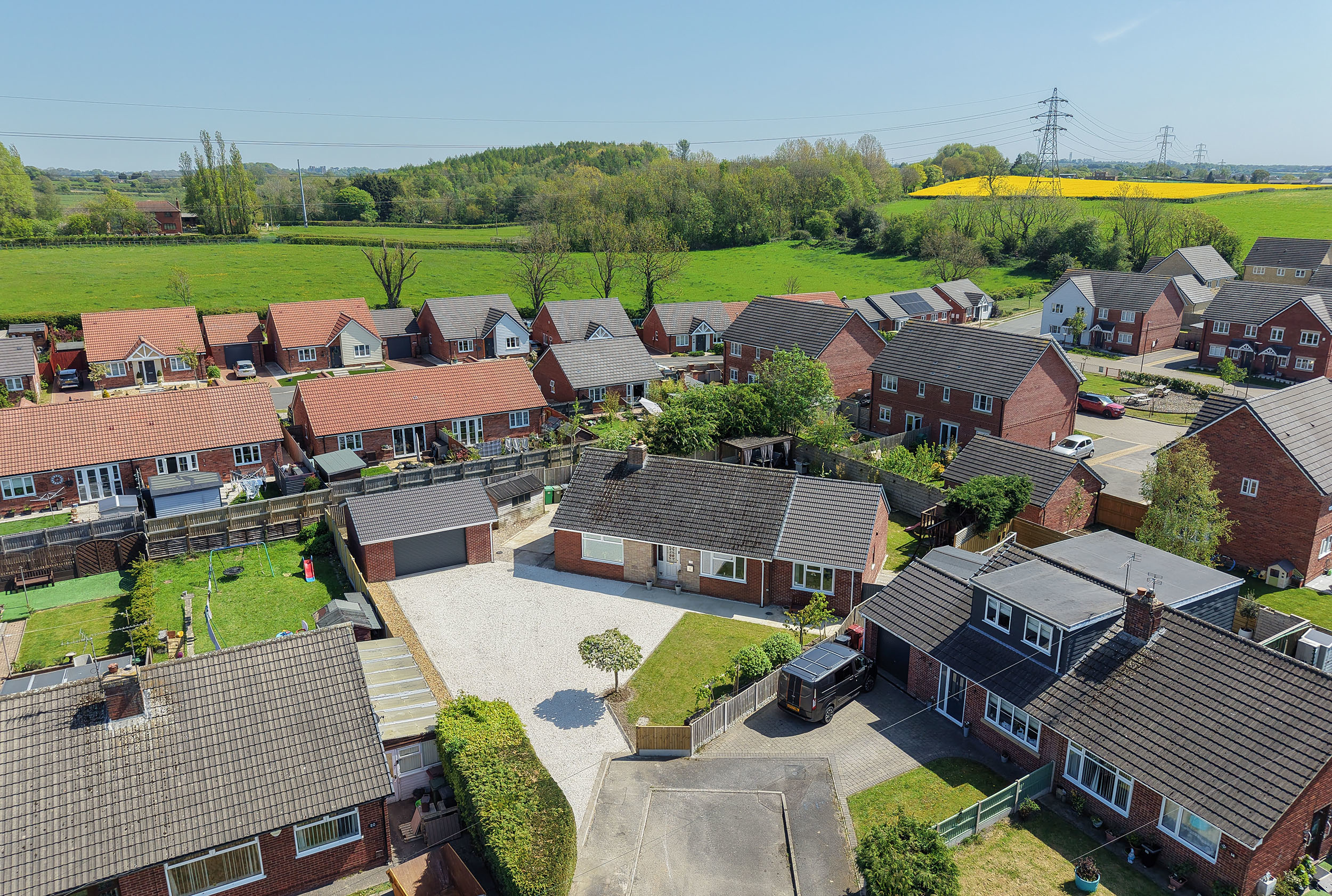 Acres Road, Lower Pilsley, S45, photo 32