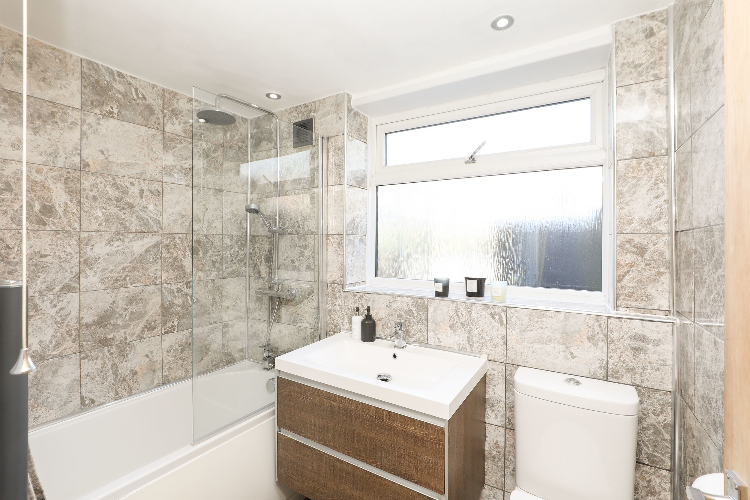 North Road, Calow, S44, photo 18