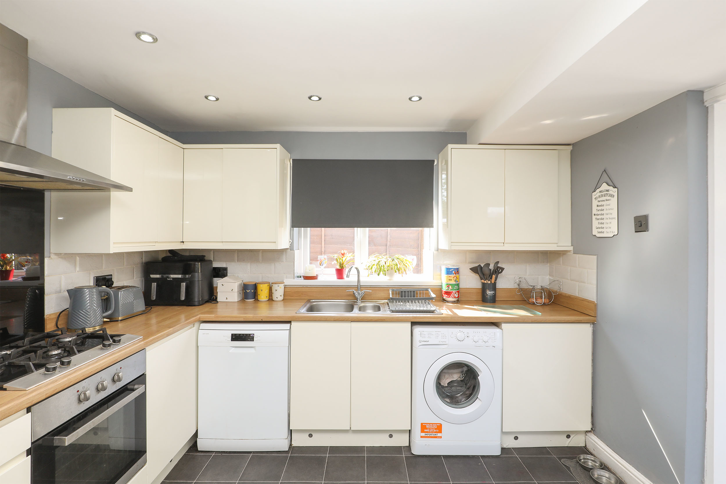 North Road, Calow, S44, photo 5