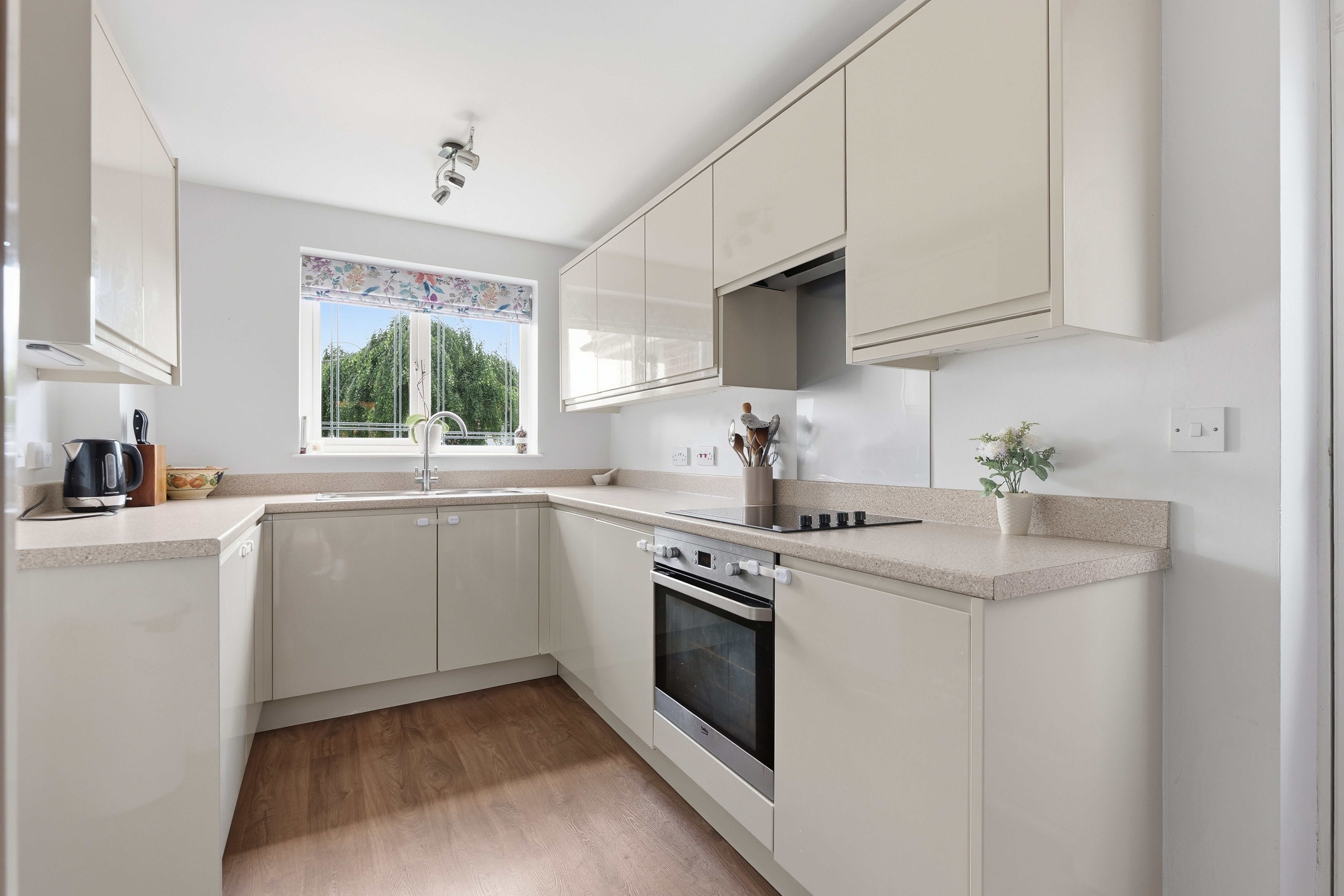 Ashopton Road, Chesterfield, S41, photo 2
