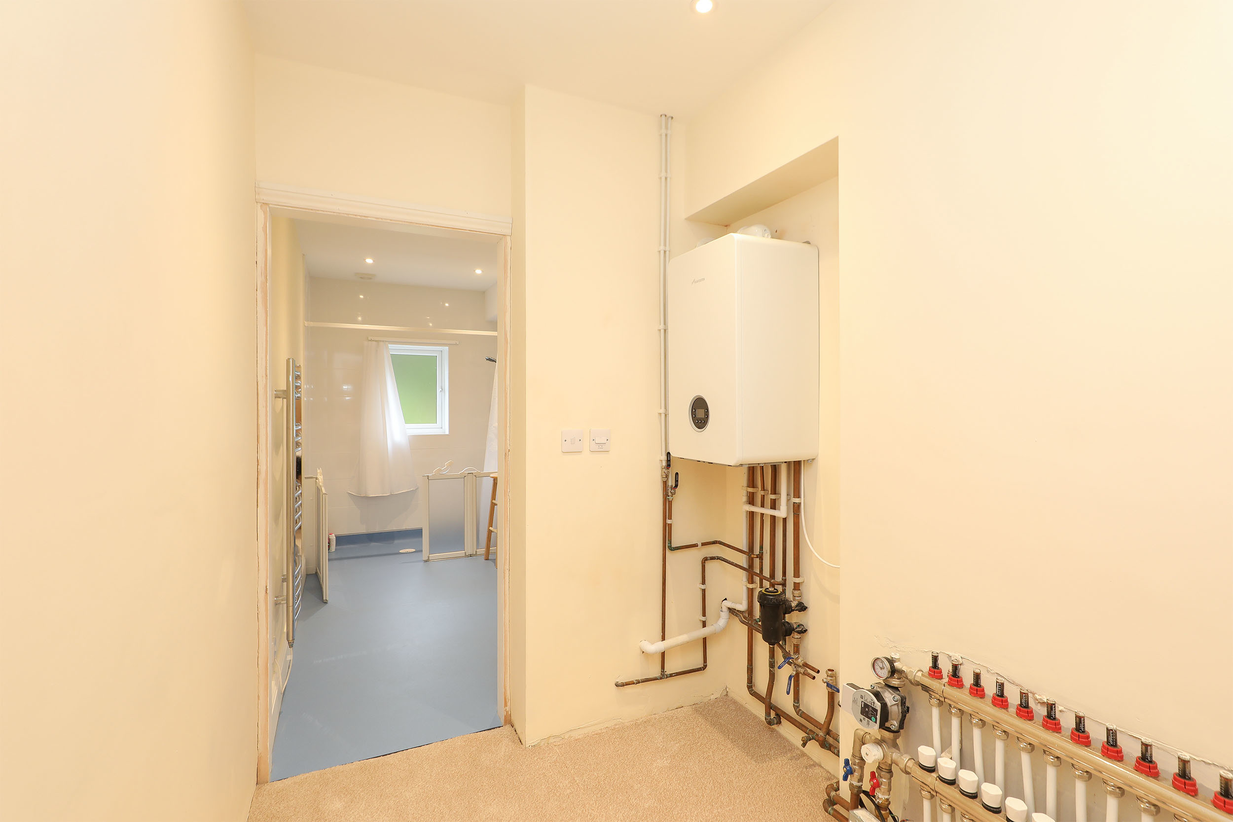 Ashover Road, Old Tupton, S42, photo 19