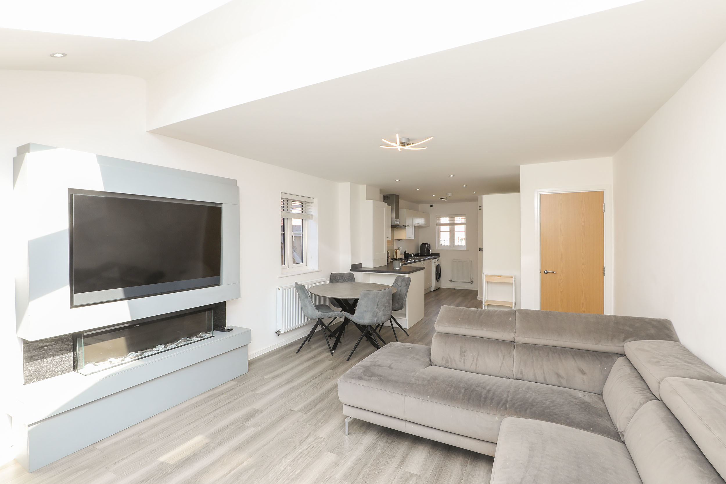 Curbar Rise, Clay Cross, S45, photo 6