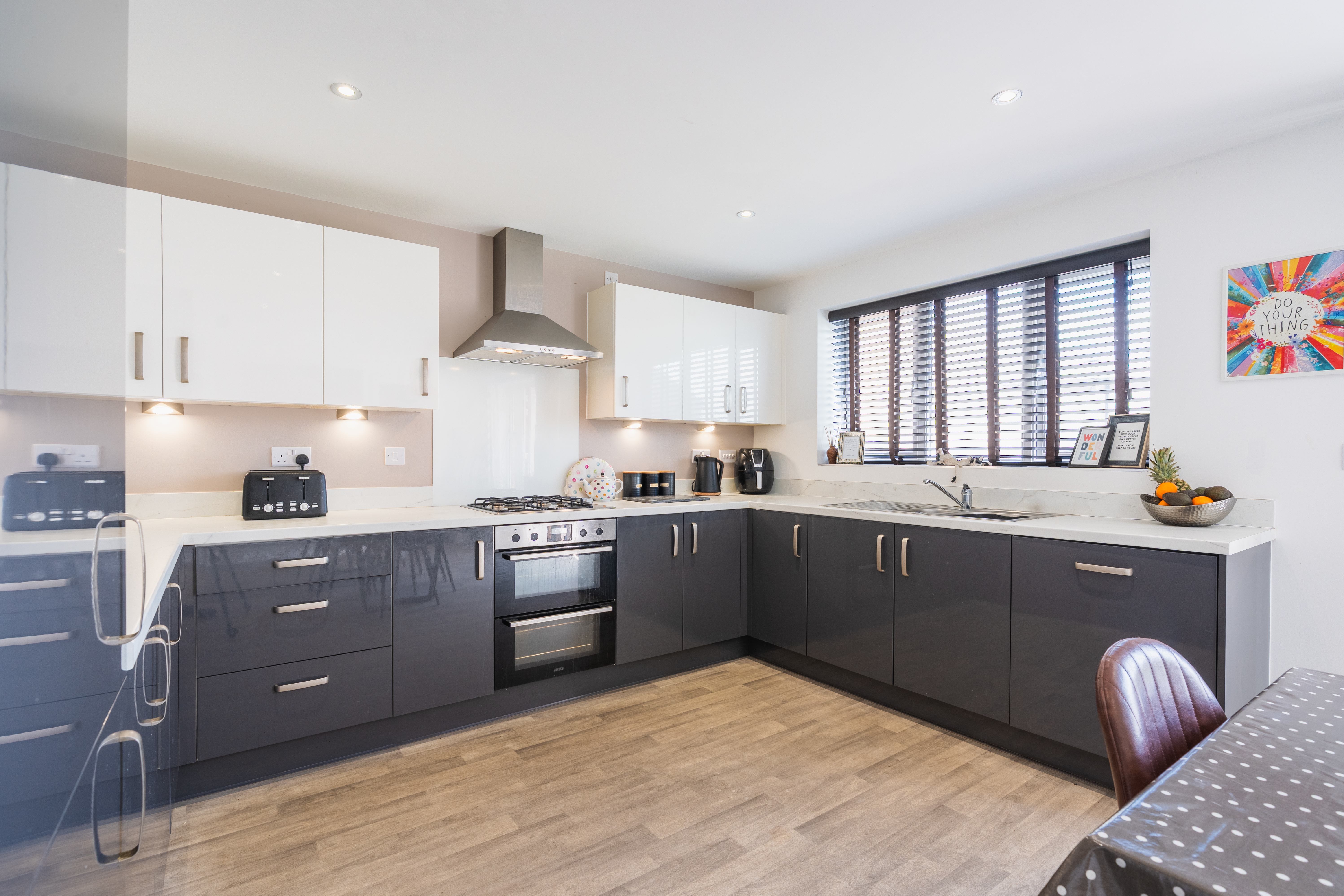 Emes Road, Wingerworth, S42, photo 5