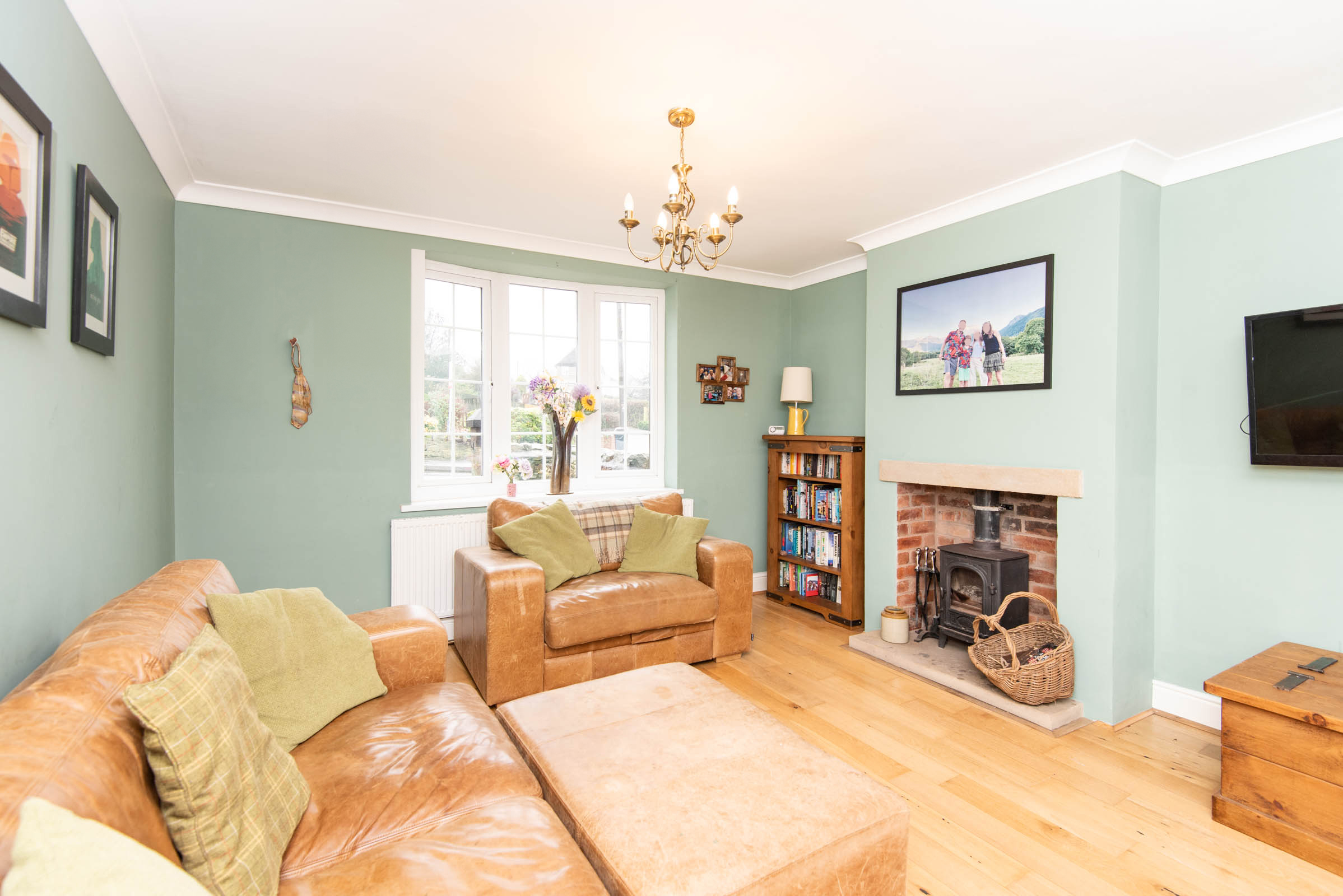 New Road, Holymoorside, S42, photo 7
