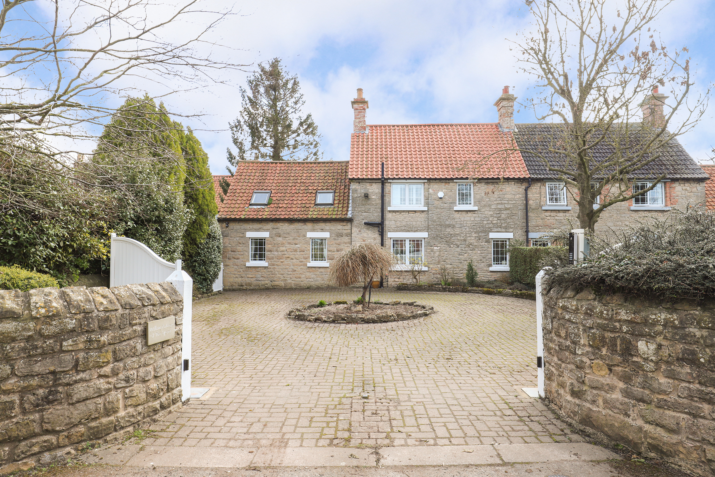 Willow Cottage, 2 The Square, Elmton