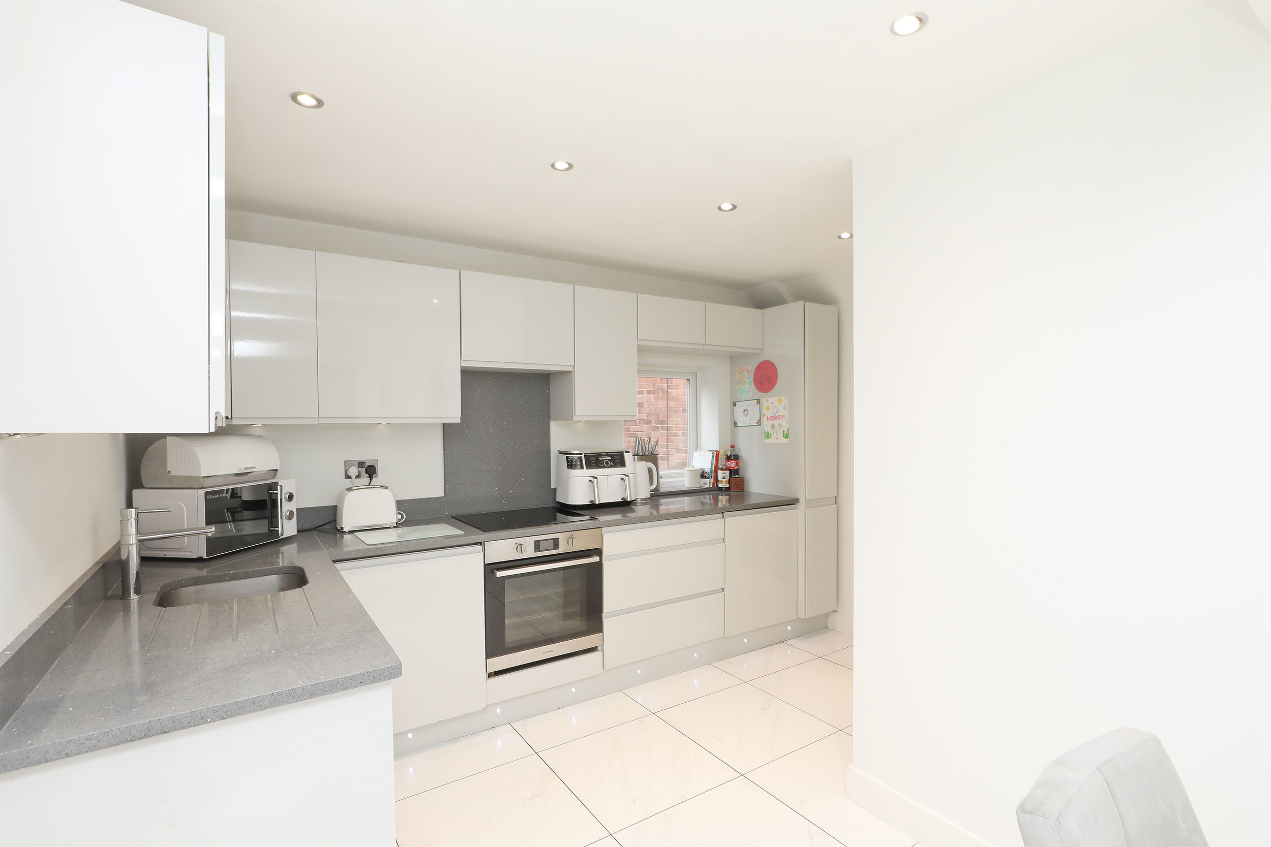 Redfern Grove, Waterthorpe, S20, photo 5