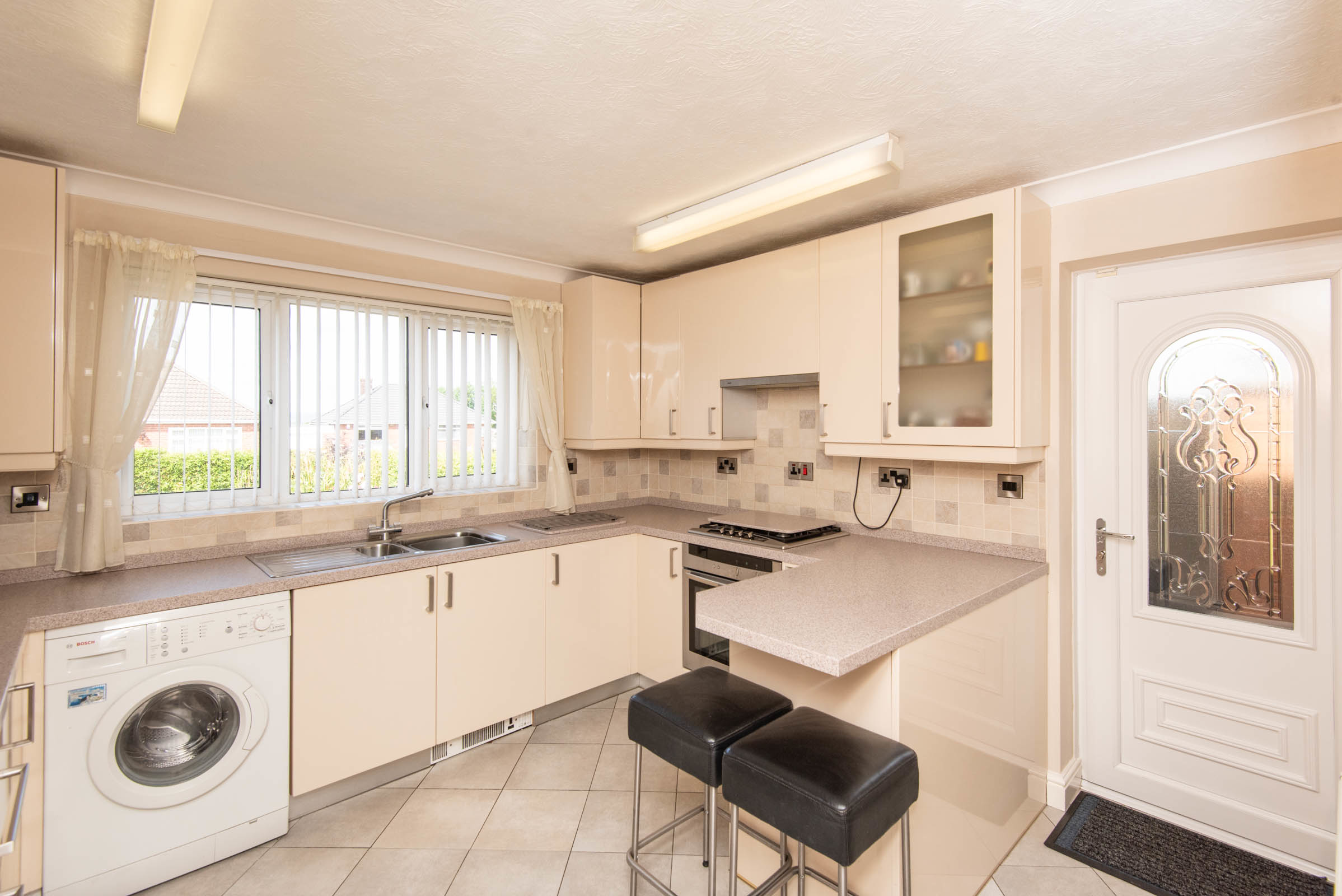 Manor Avenue, Brimington, S43, photo 2