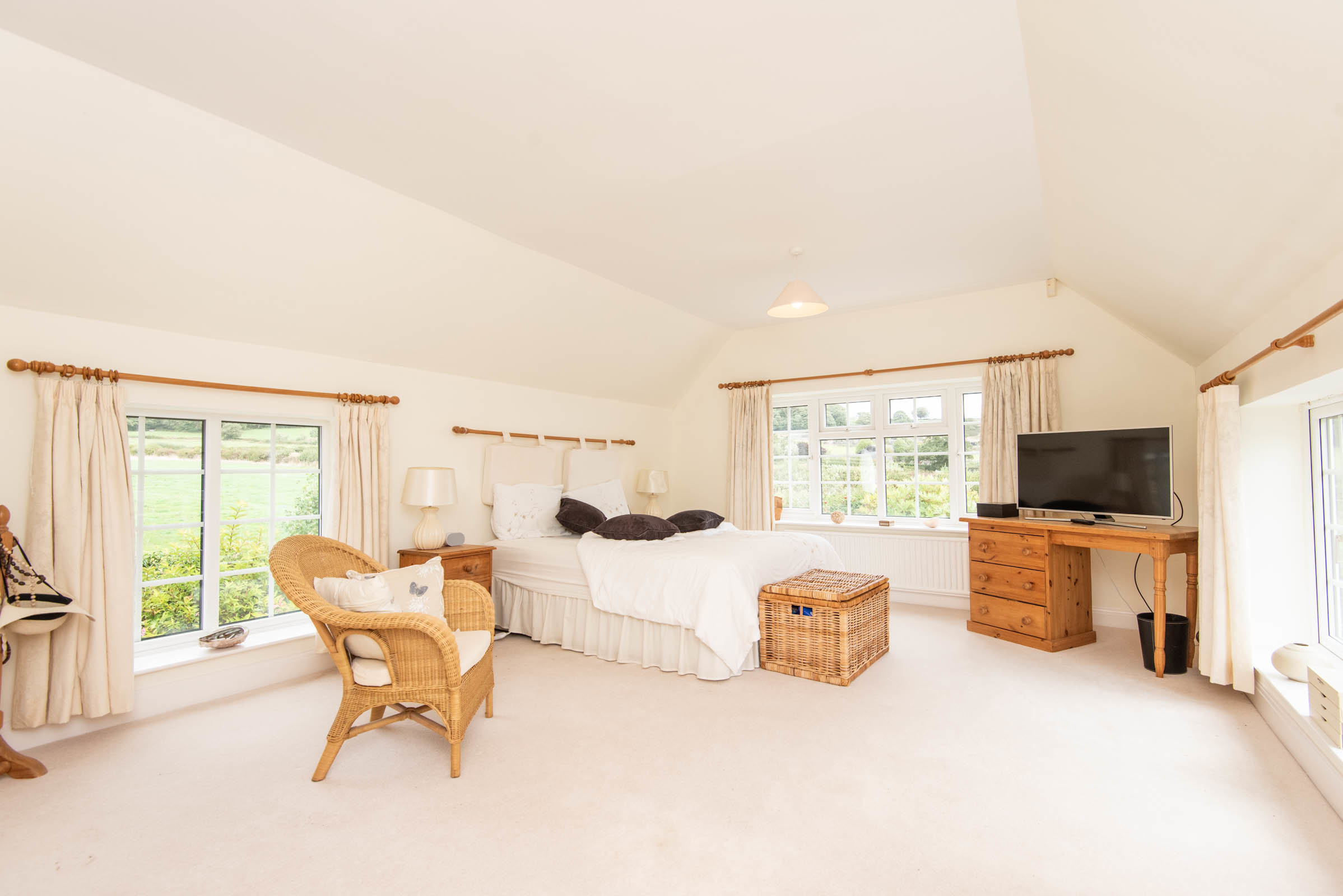 Hardmeadow Lane, Ashover, S45, photo 15