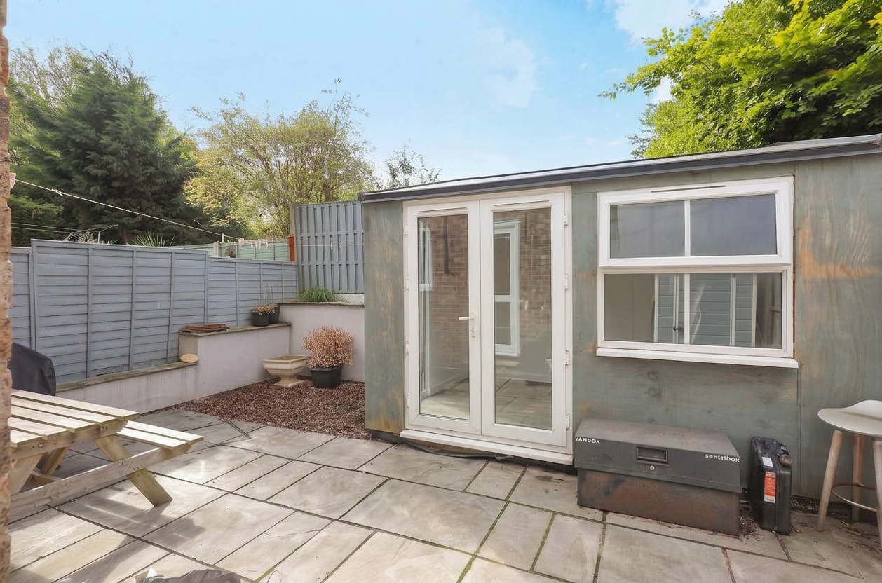 Peterdale Close, Brimington, S43, photo 19