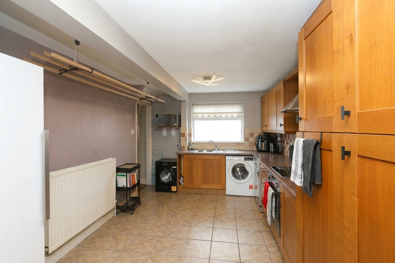 Elm Tree Avenue, Shirebrook, NG20, photo 3