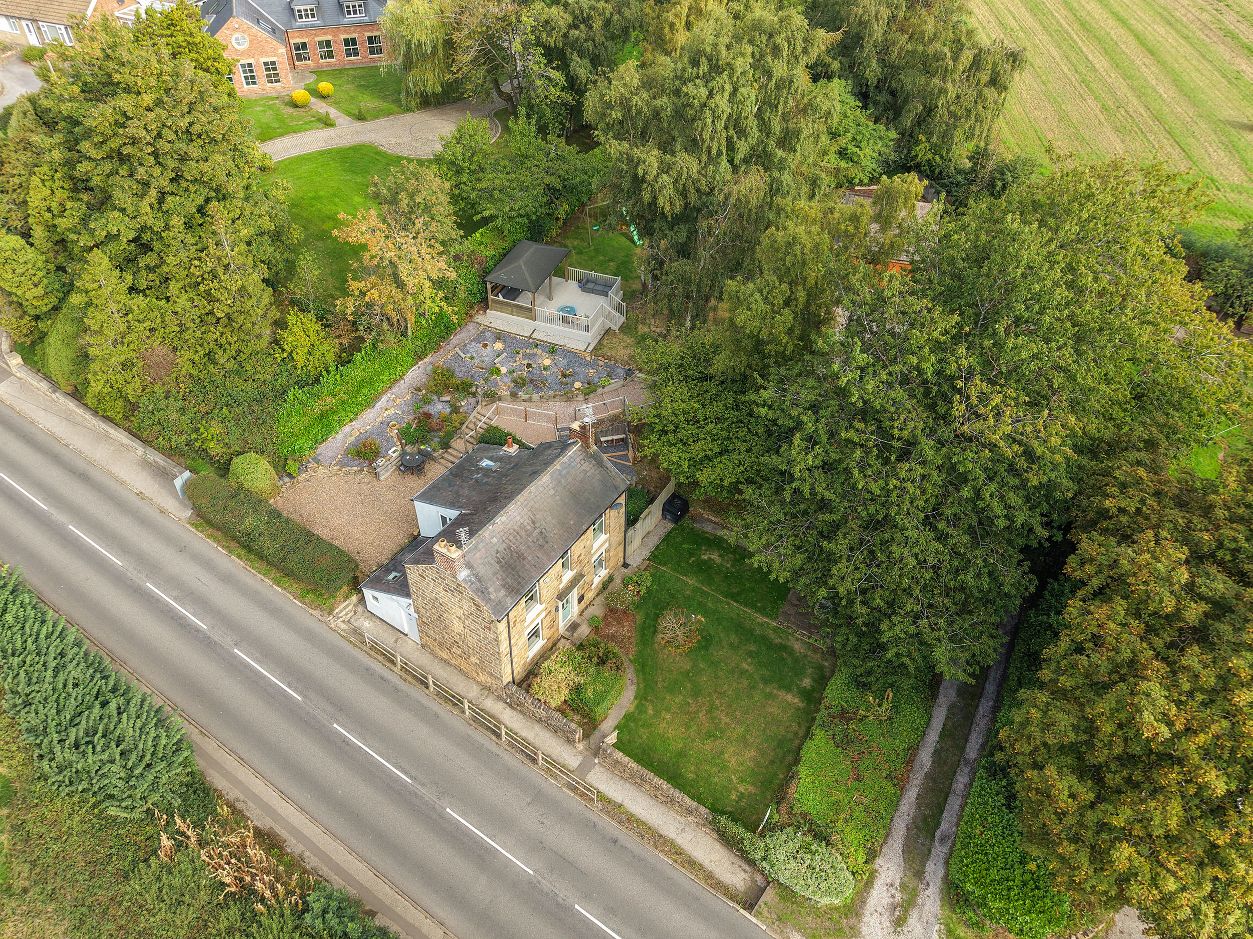 Sunnybank Cottage, Main Road, Marsh Lane, S21, photo 70