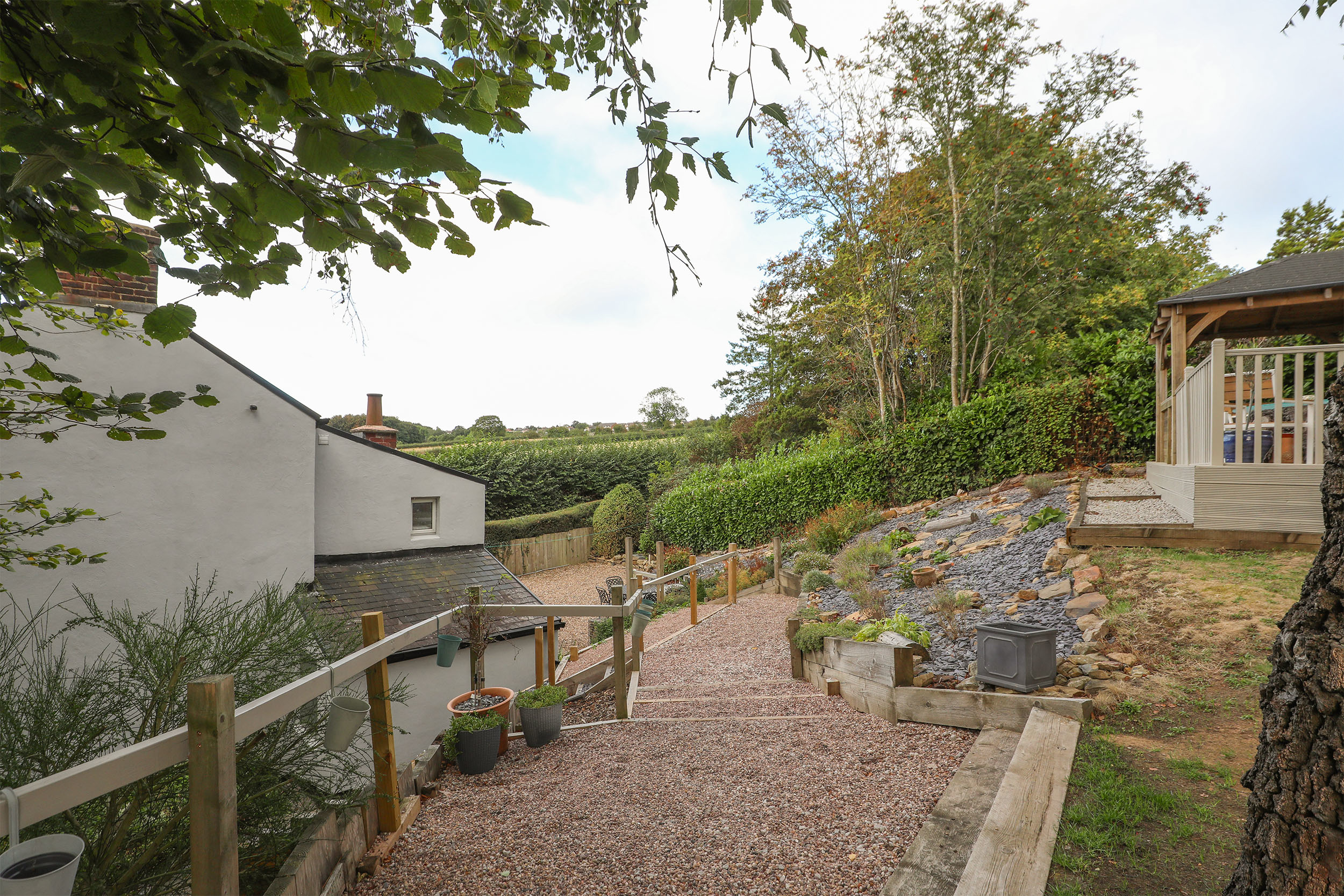 Sunnybank Cottage, Main Road, Marsh Lane, S21, photo 55