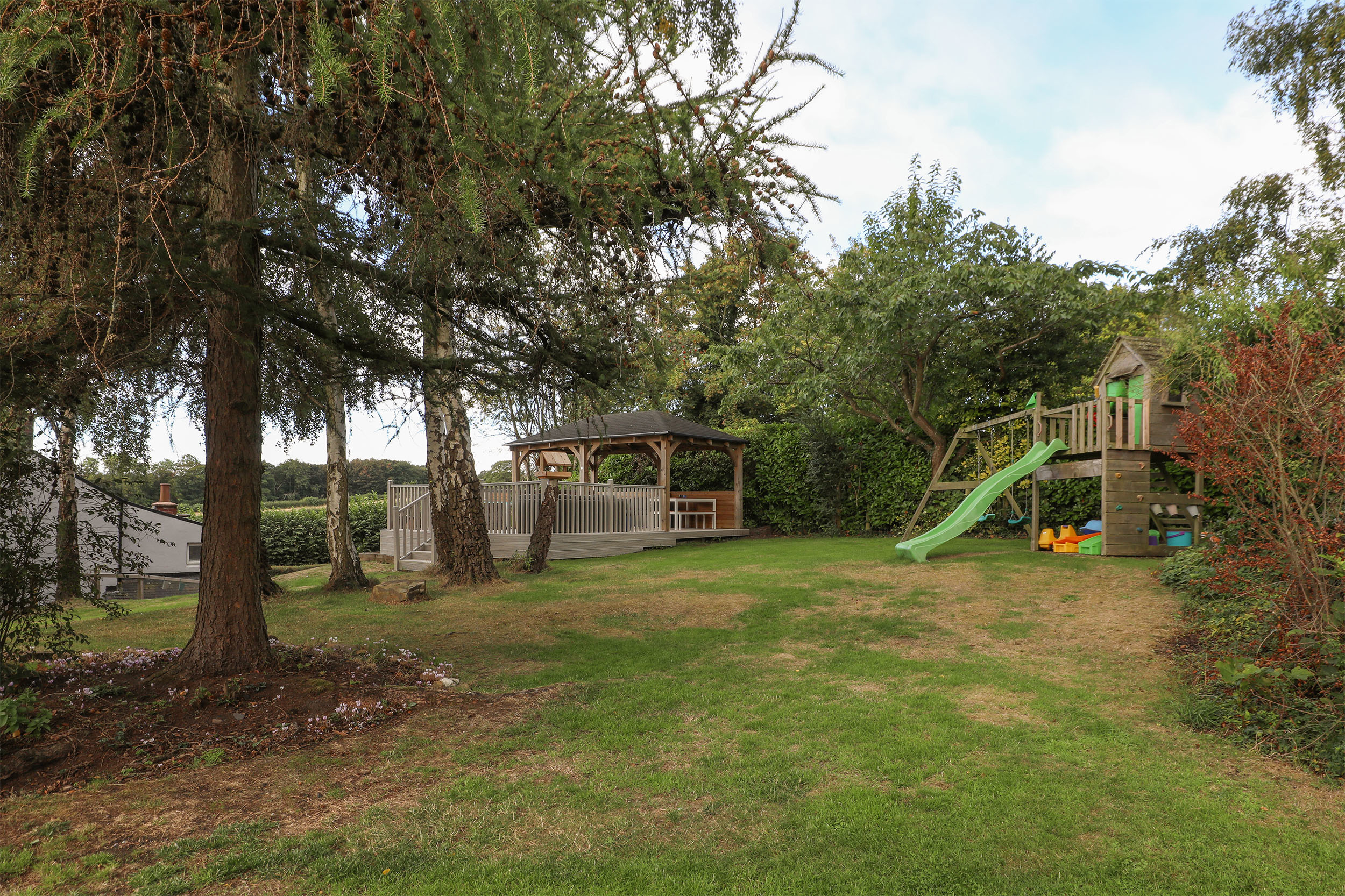 Sunnybank Cottage, Main Road, Marsh Lane, S21, photo 56
