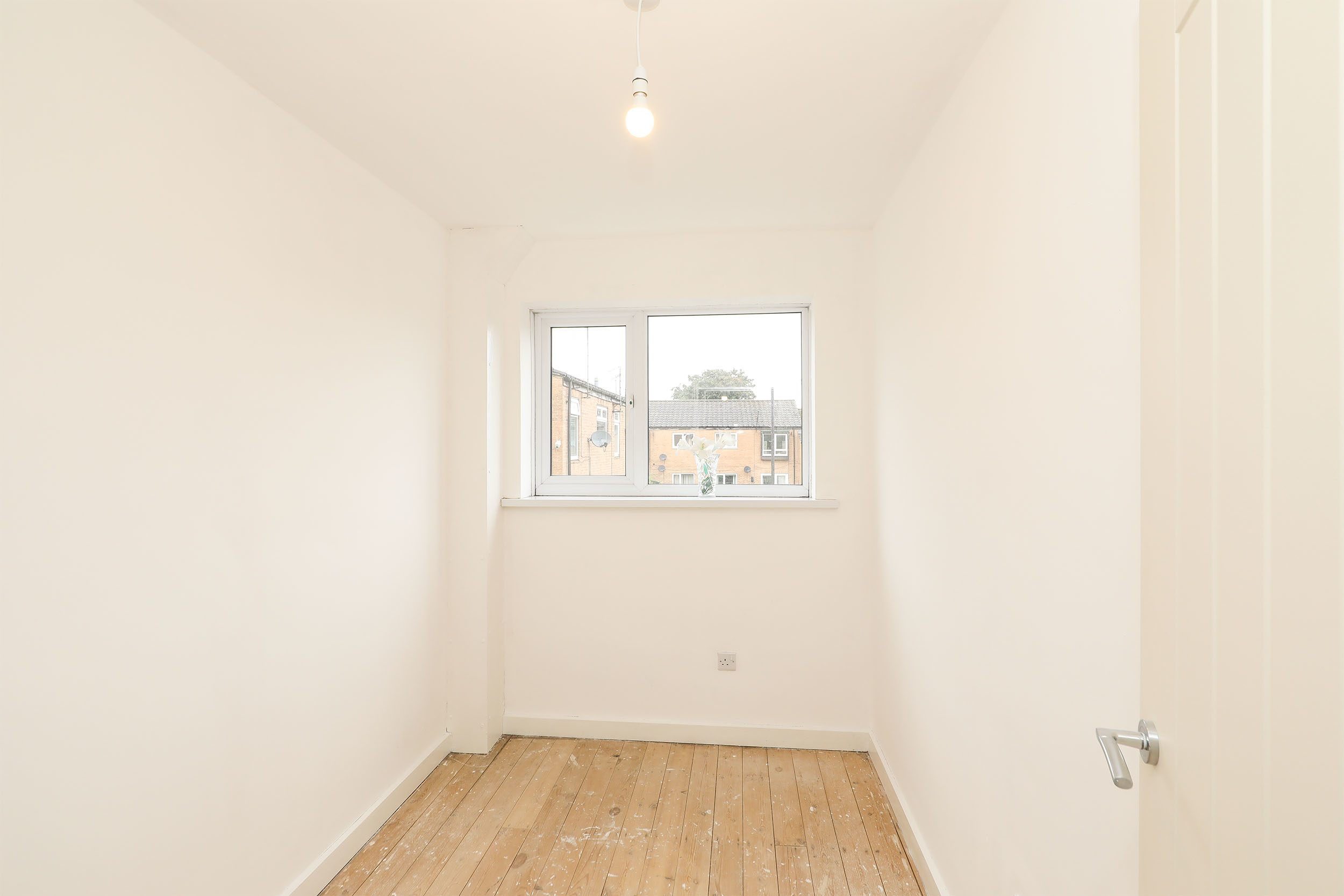 Streetfields, Halfway, S20, photo 13