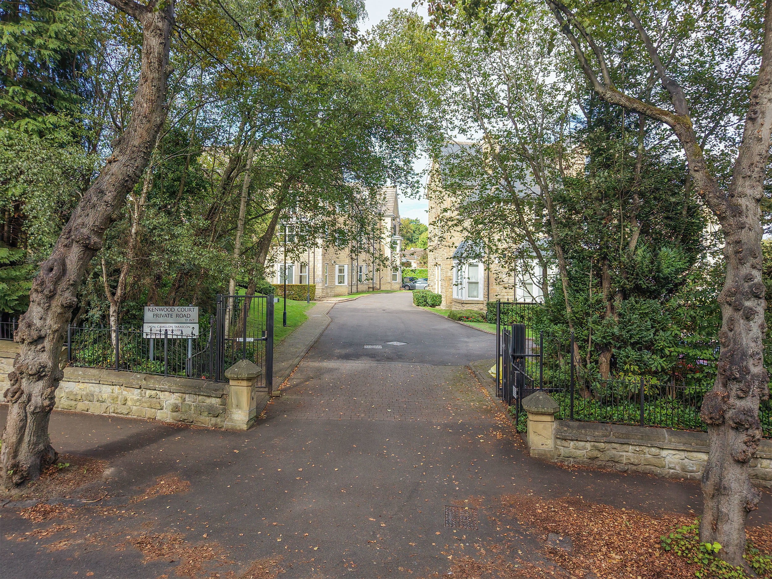 Tarascon, Kenwood Court, Sheffield, S7, photo 5