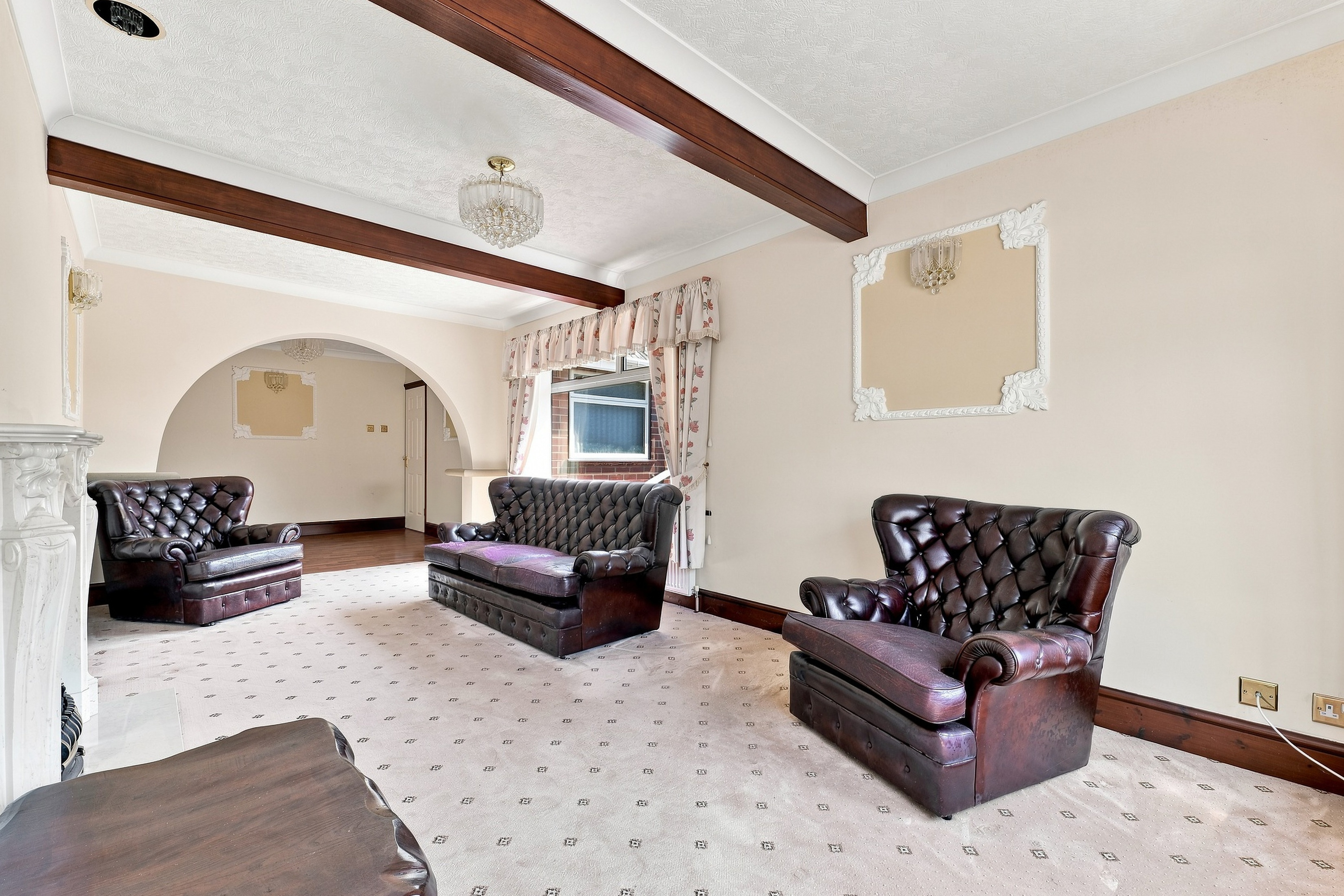 Sylvan Drive, Old Tupton, S42, photo 3